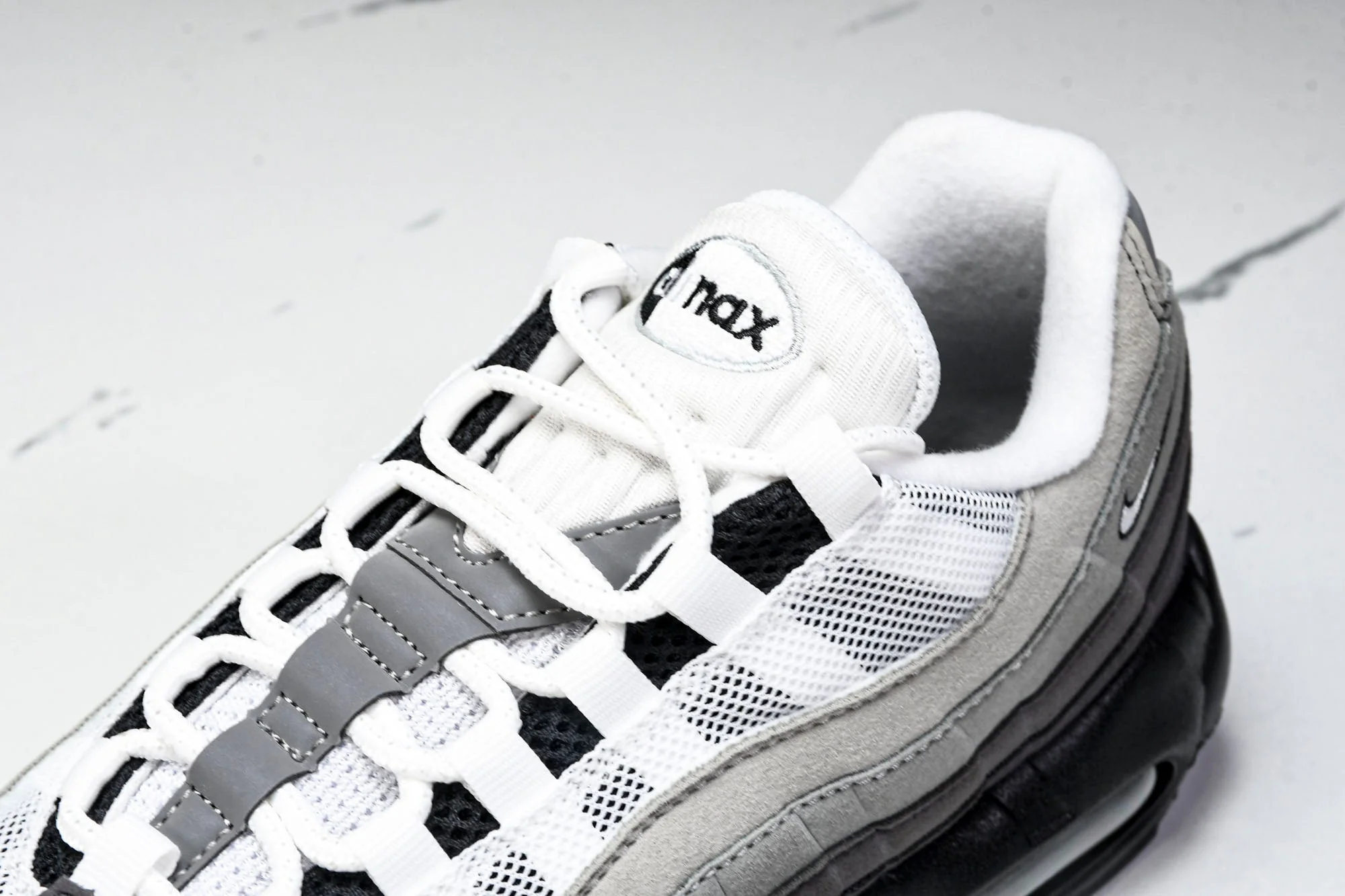 AM95 OG 'Black Anthracite'