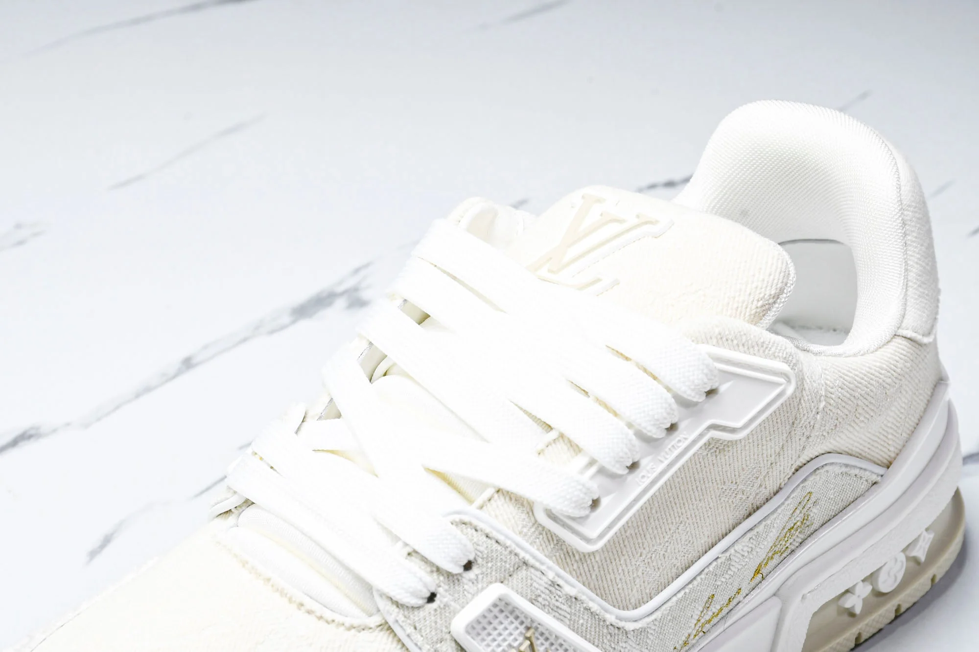 Louis Vuittоп Trainer Low 'Beige Denim Monogram Textile'