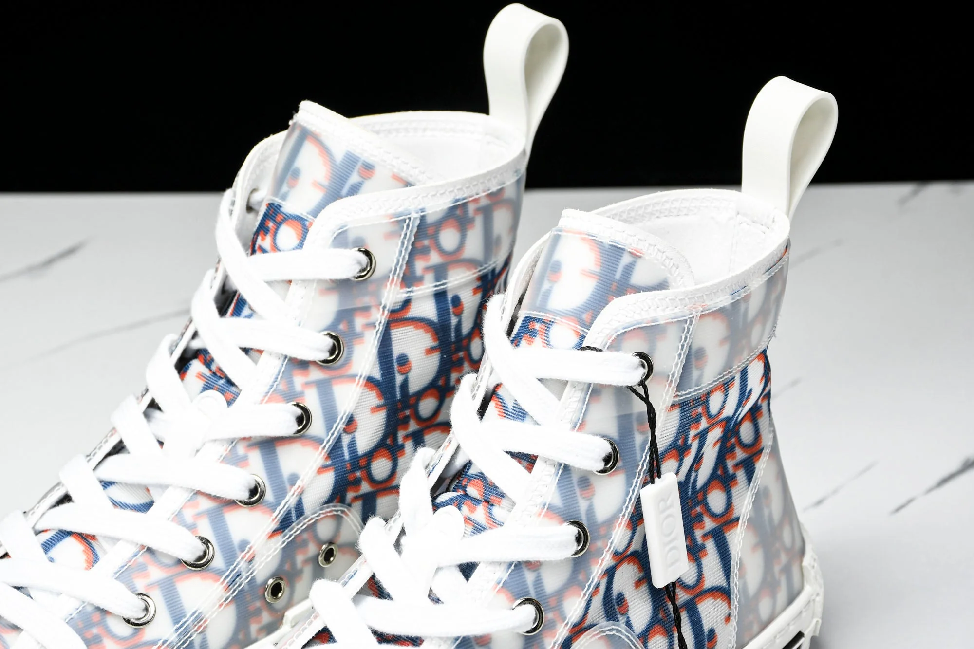 D1or B23 High 'Oblique Red Blue Pixel'