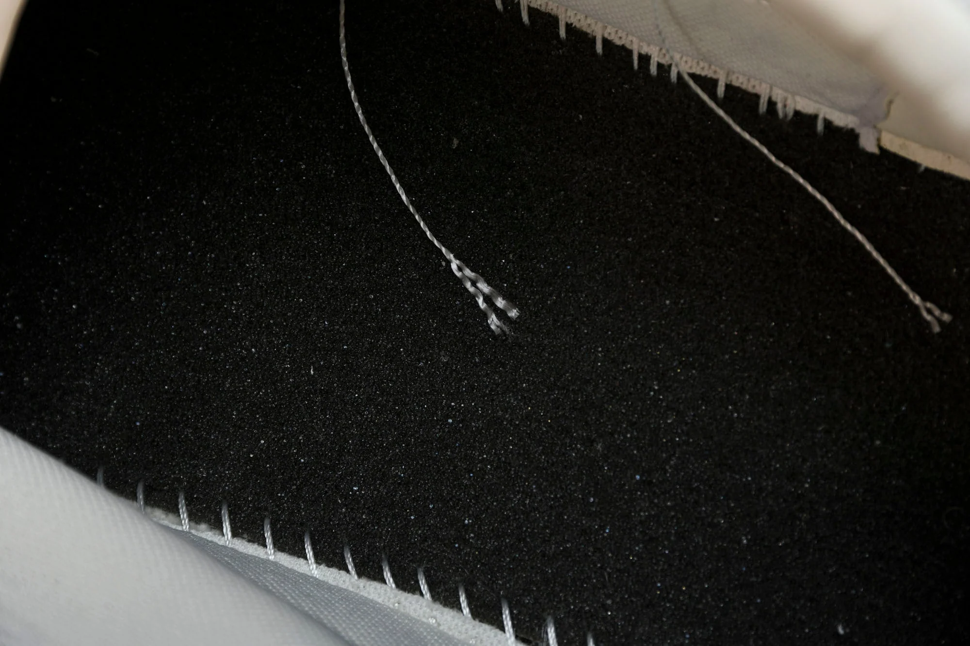 D1or B33 'White Oblique'