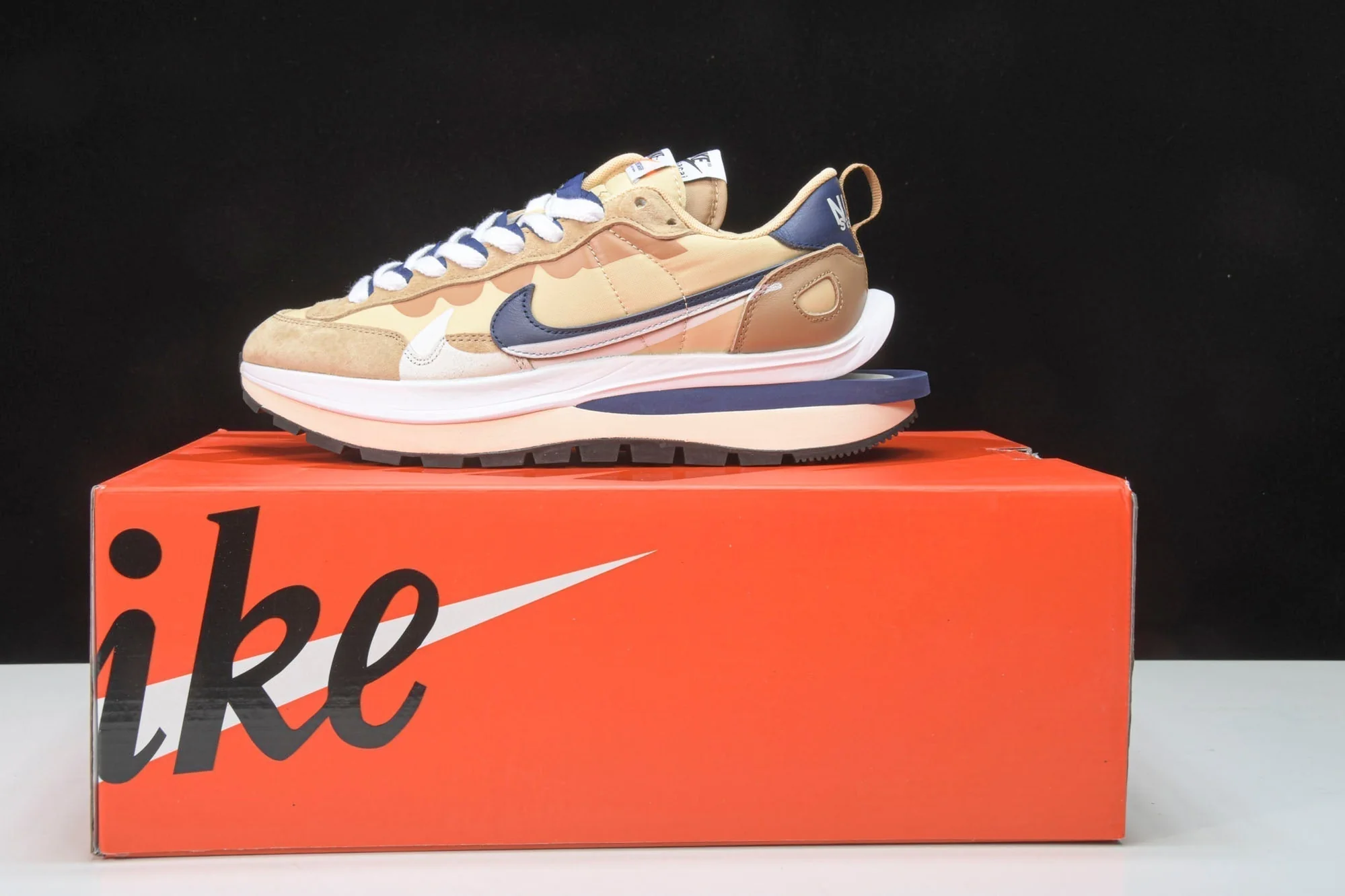 Sacai VaporWaffle 'Sesame'