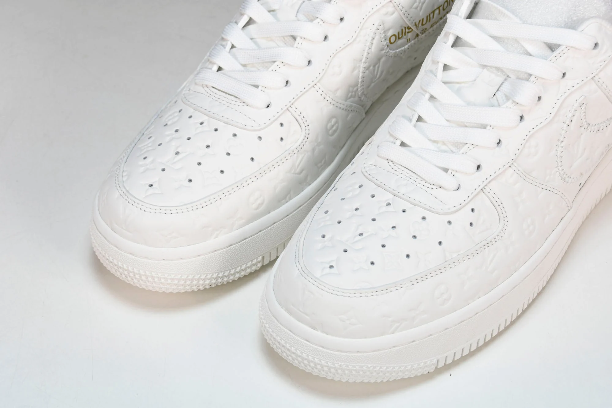 Louis Vuittоп x AF1 by Virgil Abloh 'Triple White'