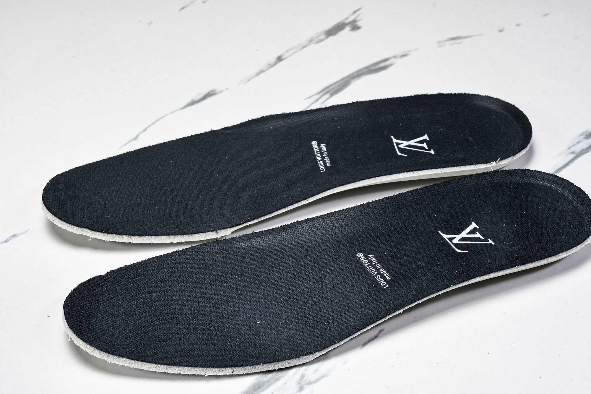 Louis Vuittоп Runner Tatic Sneaker 'Black White'