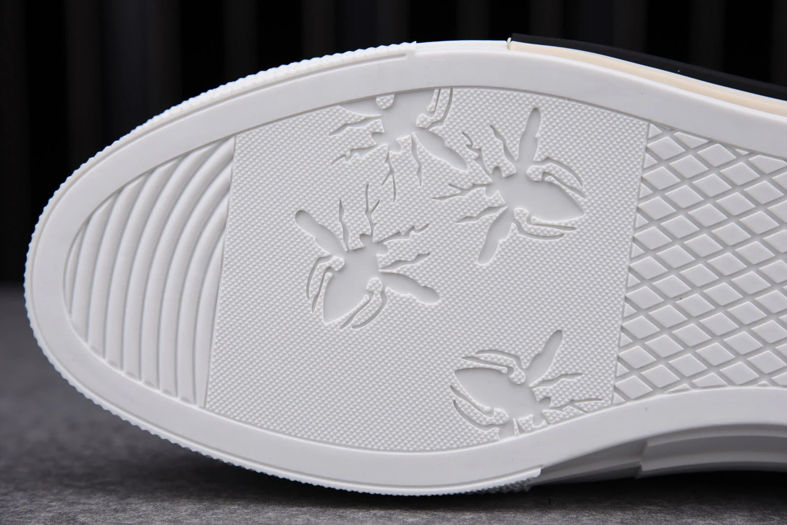 D1or B23 High 'Oblique'