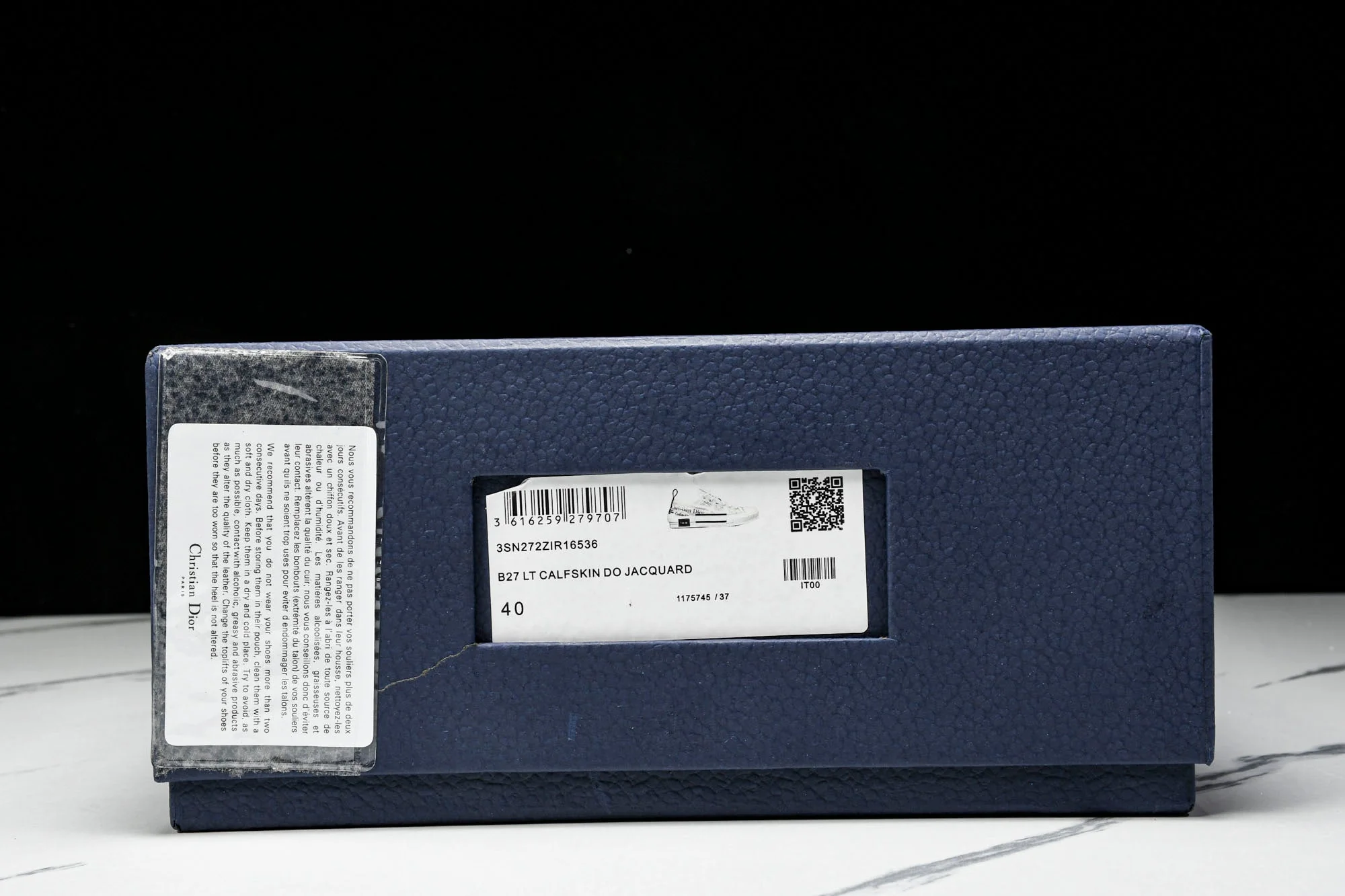 D1or B23 Low 'Newsprint'