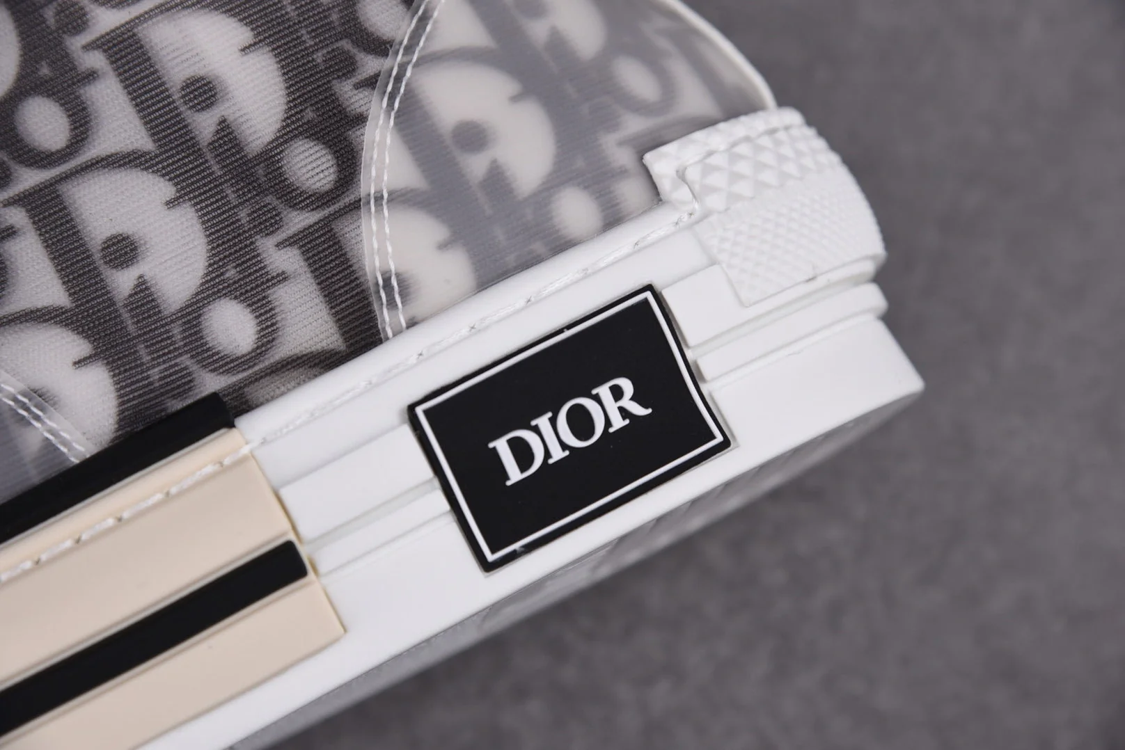 D1or B23 High 'Oblique'