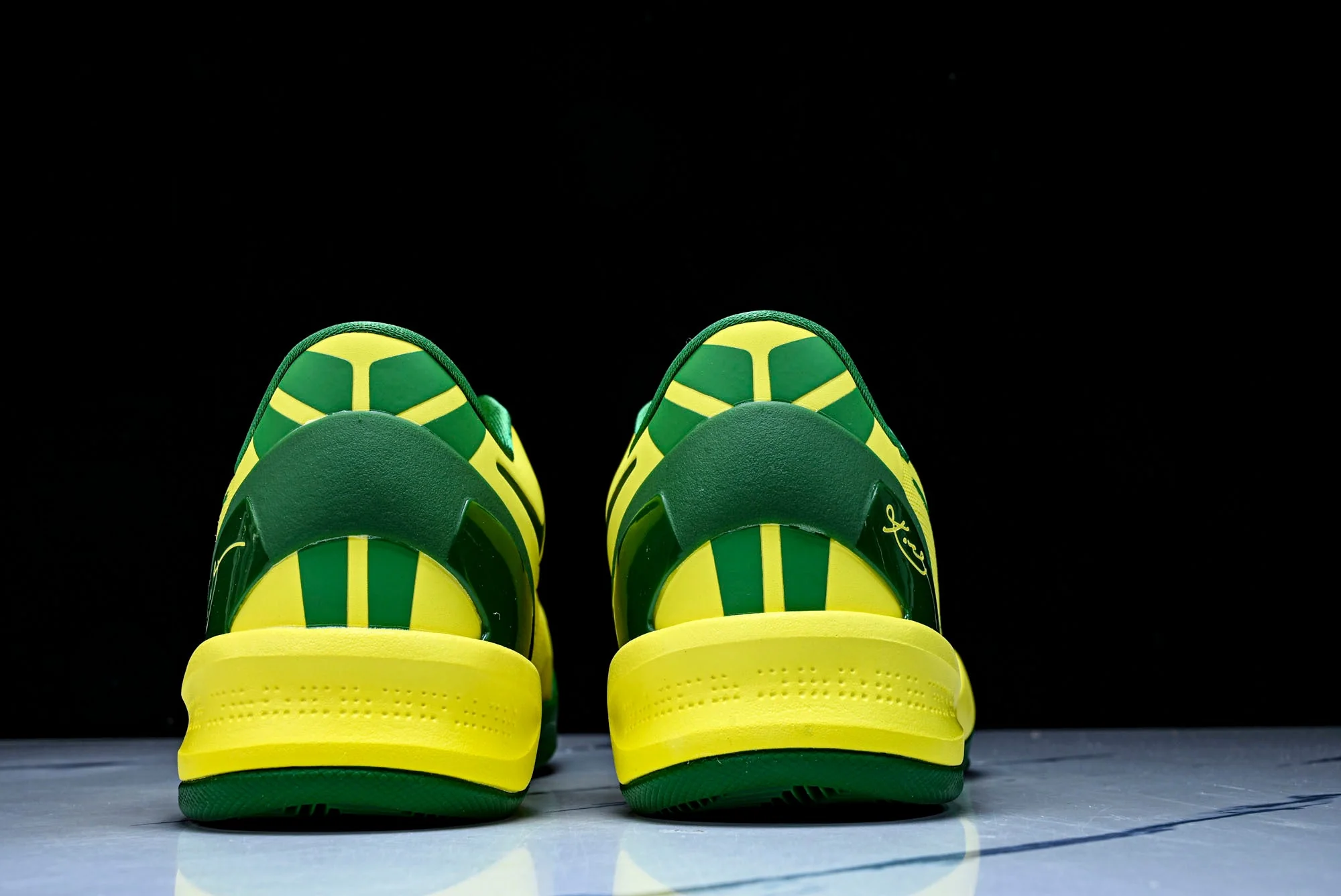 Kobe 8 Protro Oregon Ducks PE 'Yellow'