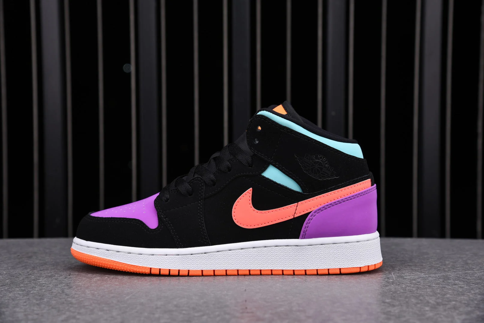 AJ1 Mid GS 'Candy'
