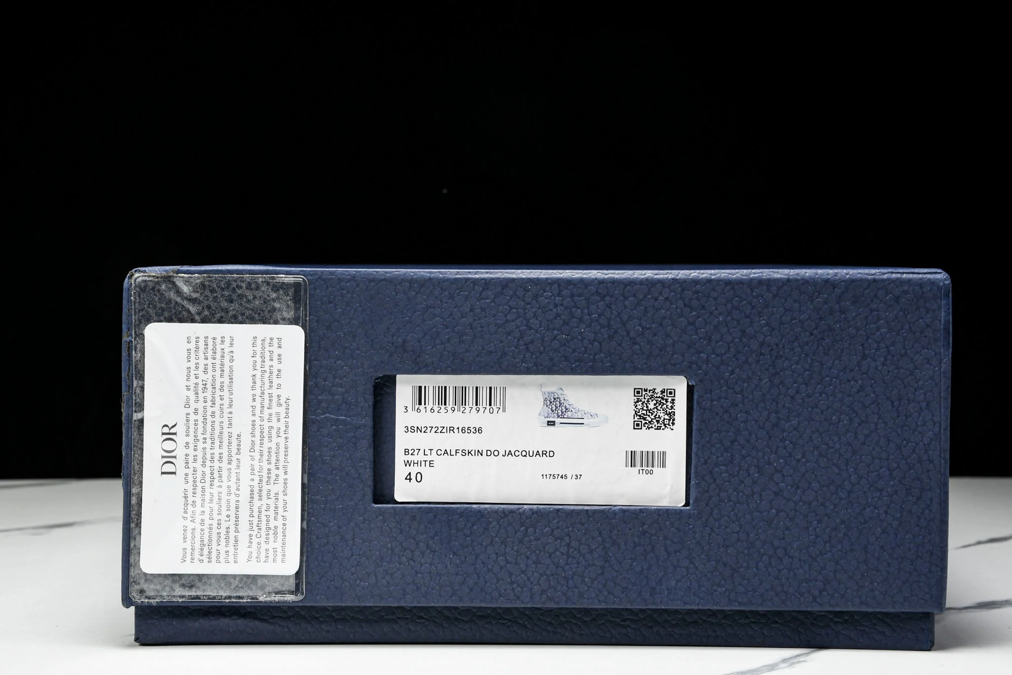 D1or B23 High 'Oblique Red Blue Pixel'