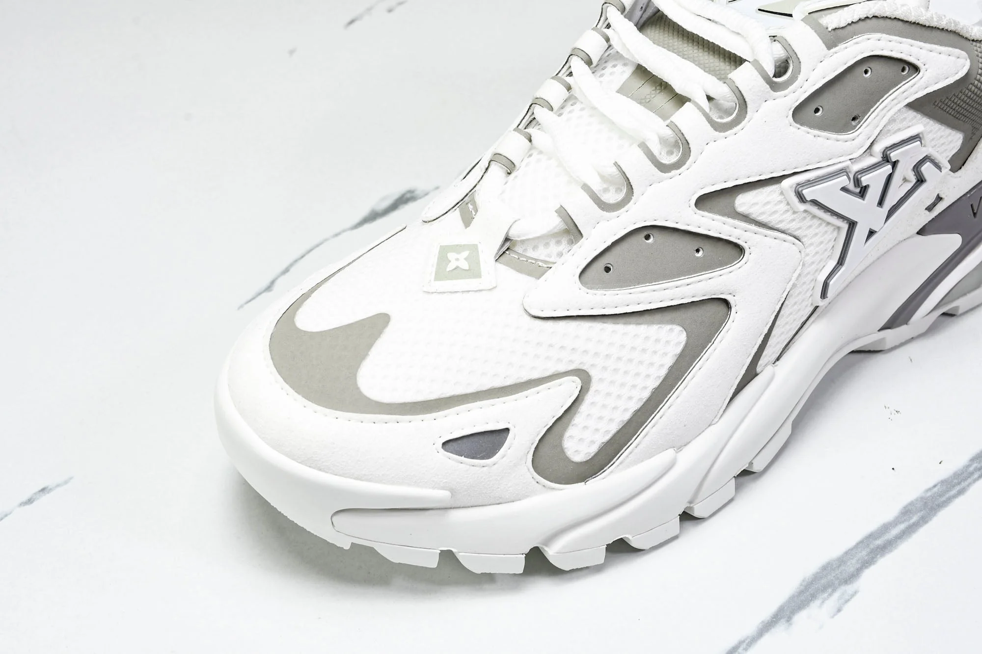 Louis Vuittоп Runner Tatic Sneaker 'White'