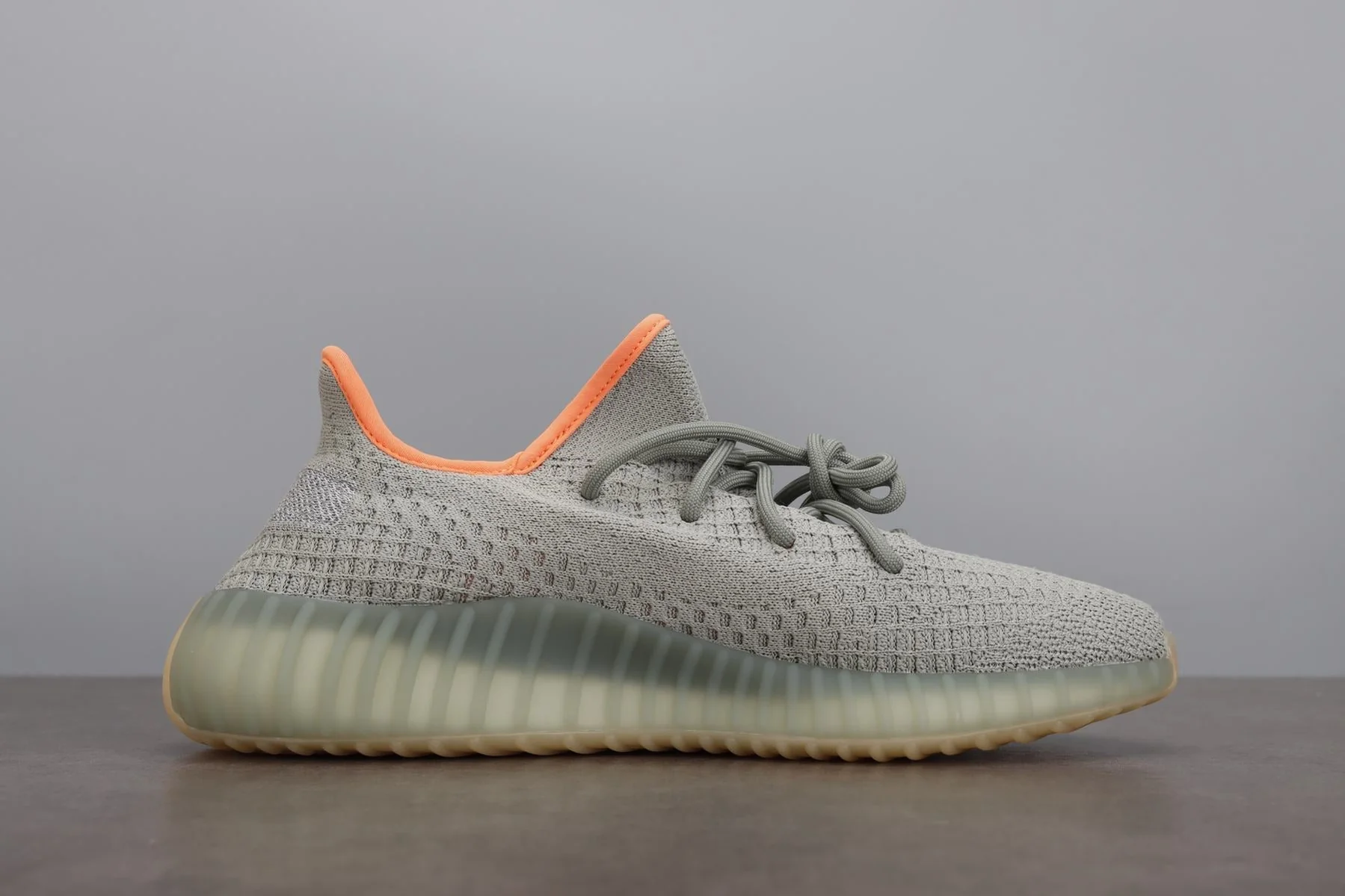 Yzy Boost 350 v2 Desert Sage