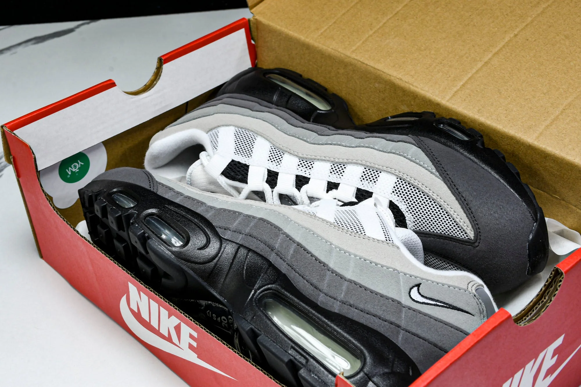 AM95 OG 'Black Anthracite'