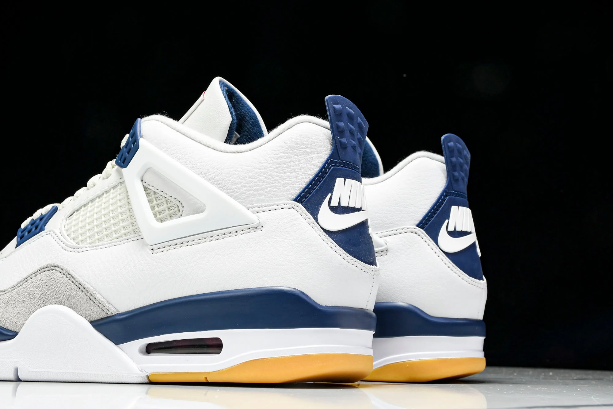 AJ4 Retro SB 'Navy'