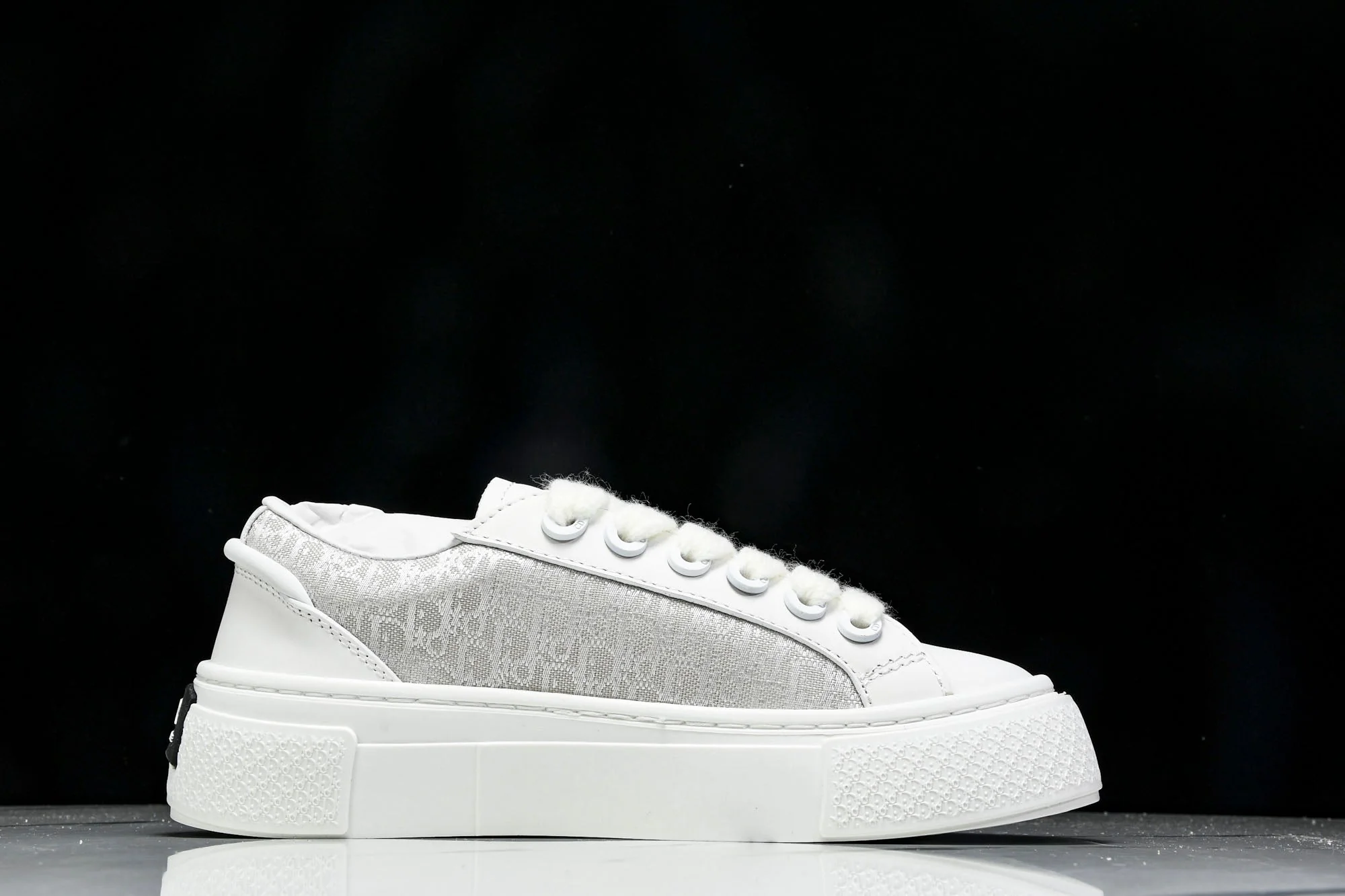 D1or x KAWS B33 Spin Sneaker 'White'