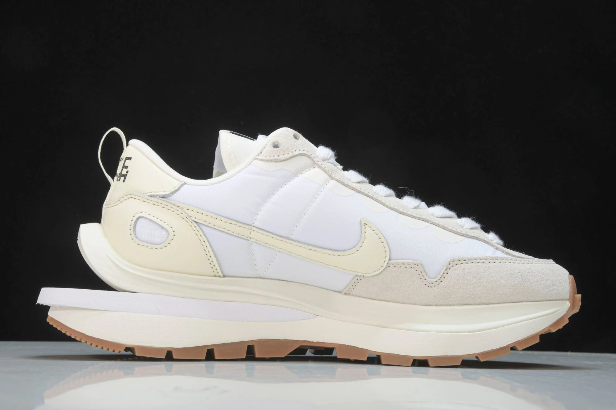 Sacai VaporWaffle 'Sail Gum'