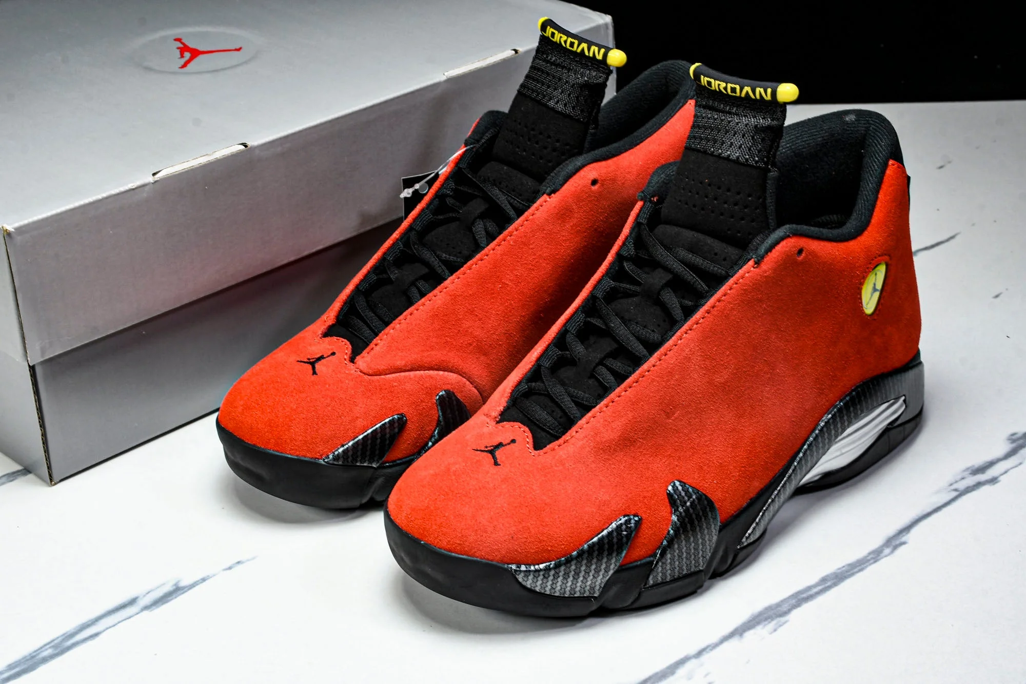 AJ14 Retro 'Ferrari'
