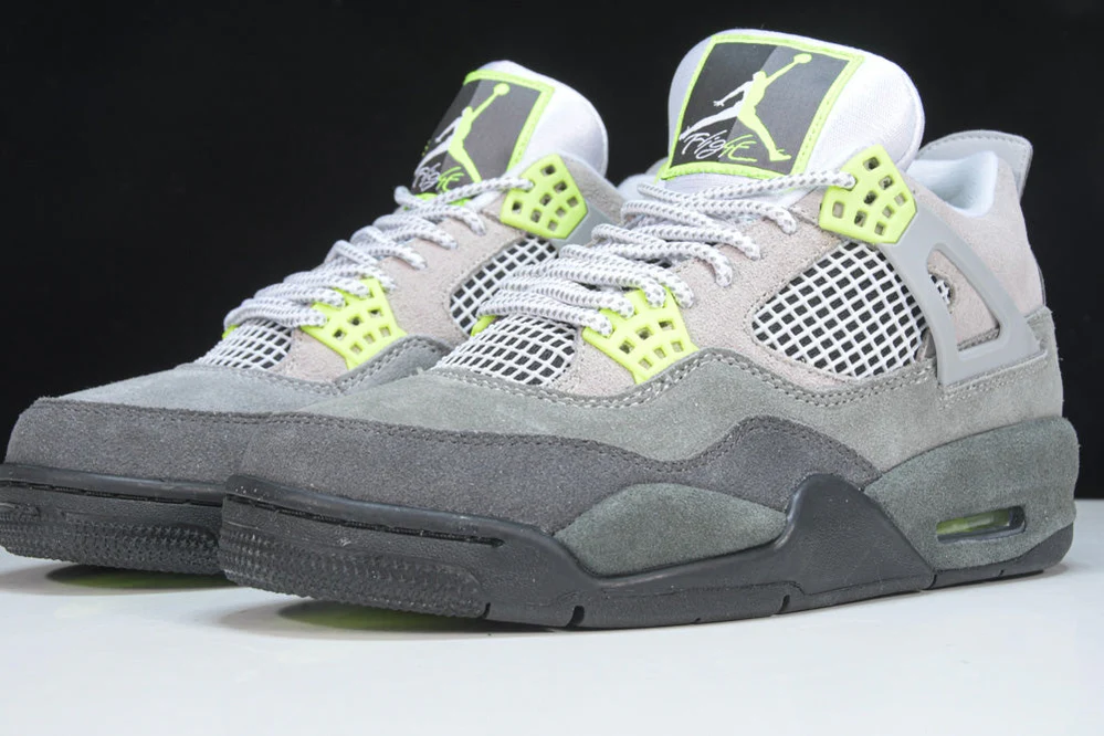 AJ4 Retro SE 'Neon 95'