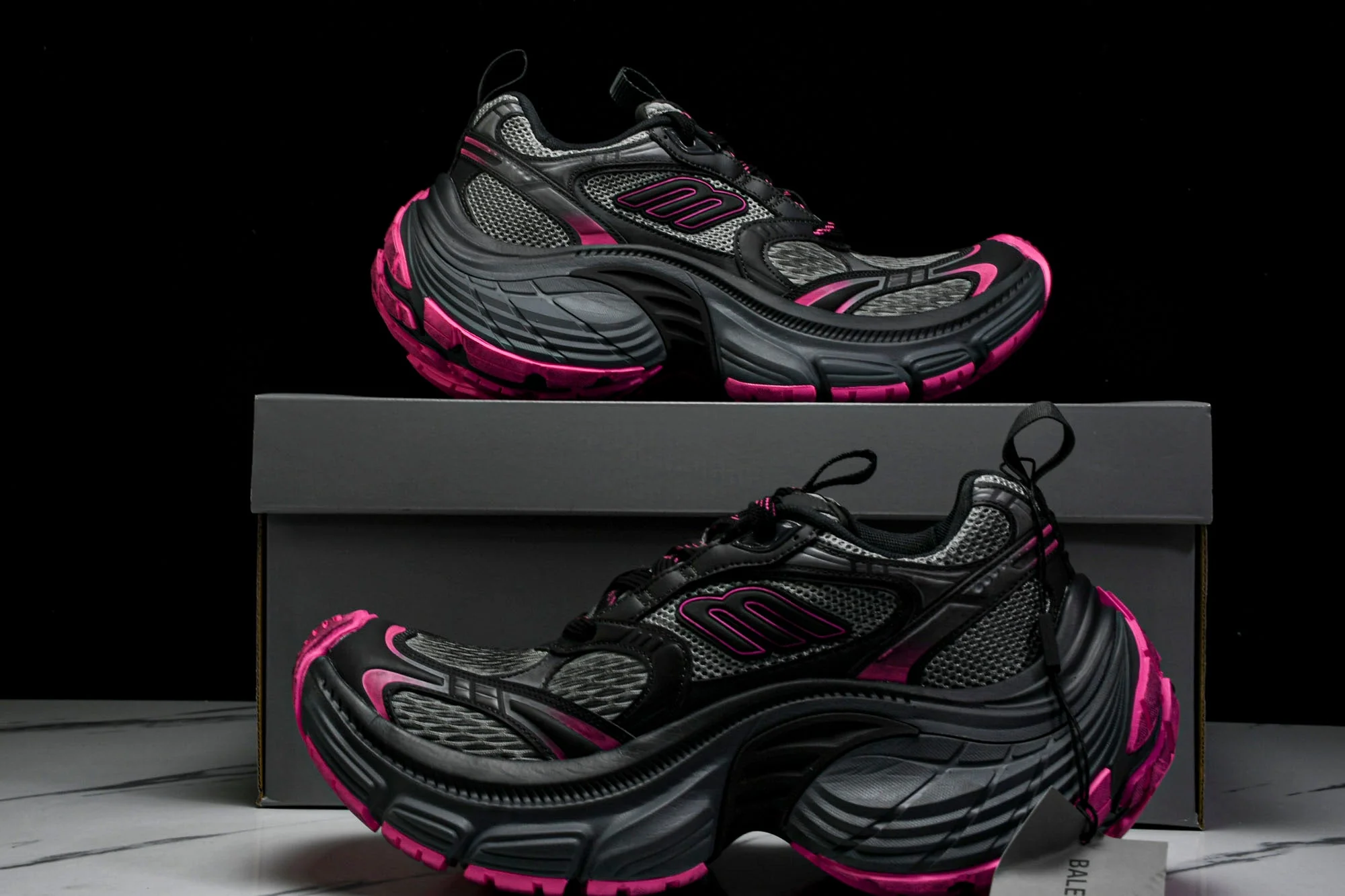 10XL Sneaker 'Grey Pink'