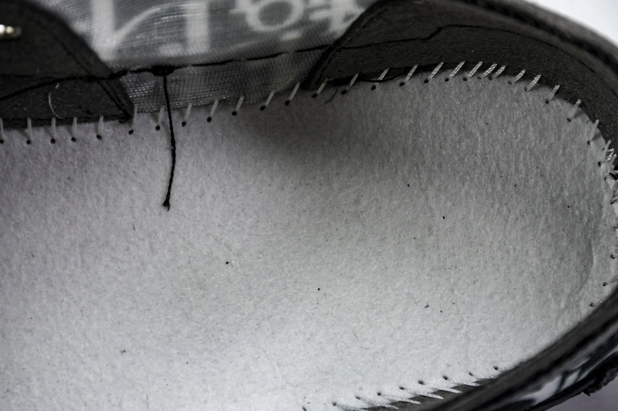 D1or B23 Low 'Oblique Black'