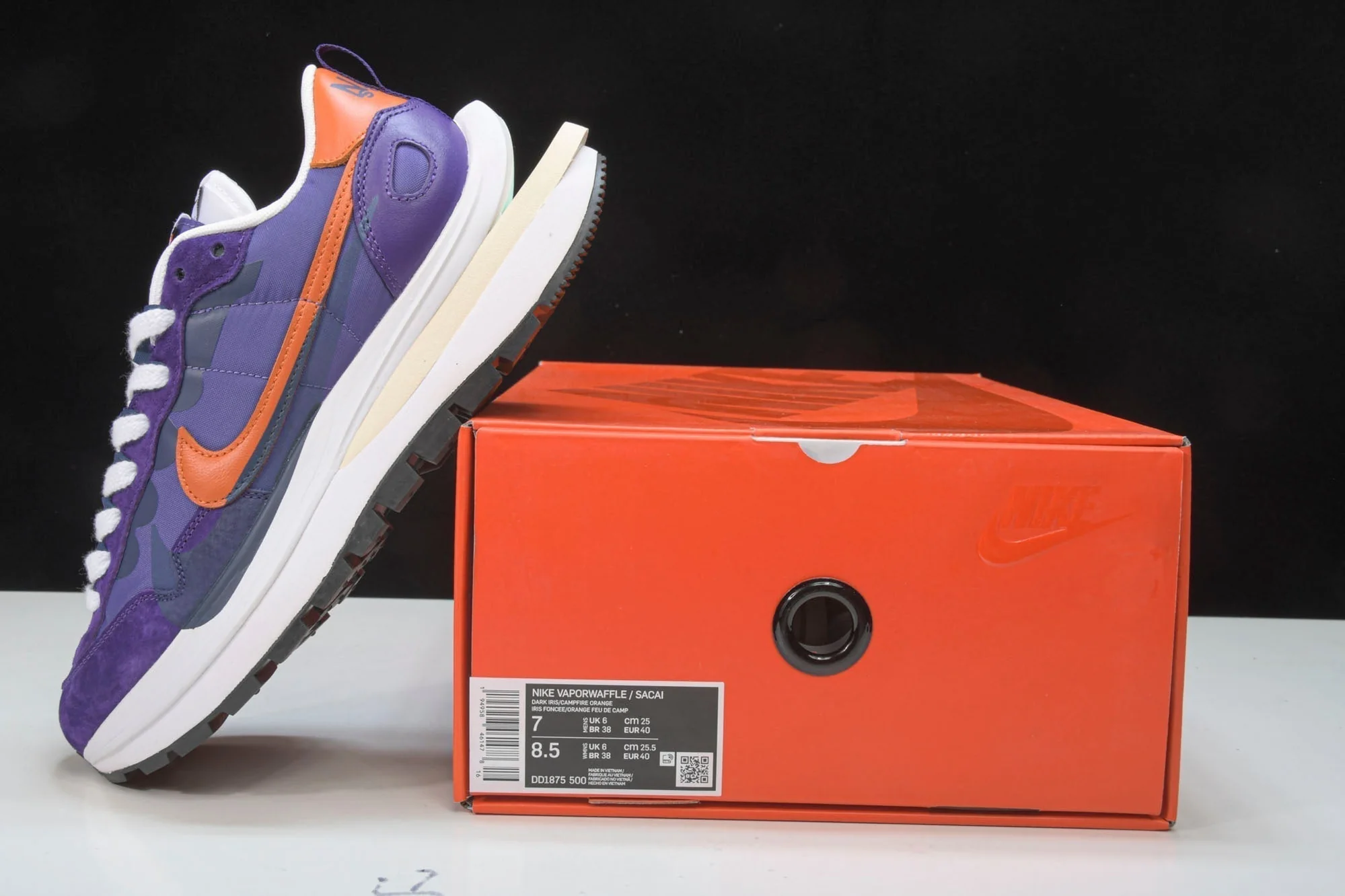 Sacai VaporWaffle 'Dark Iris'