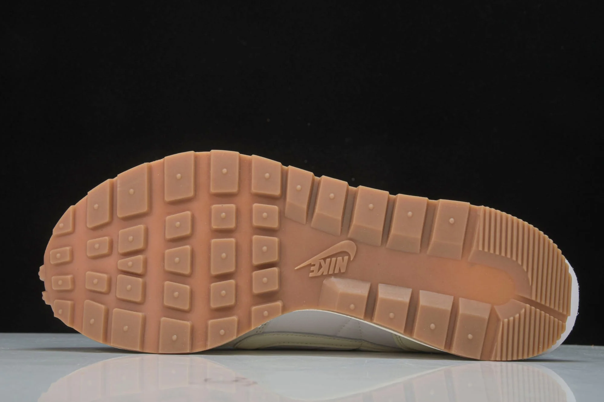 Sacai VaporWaffle 'Sail Gum'