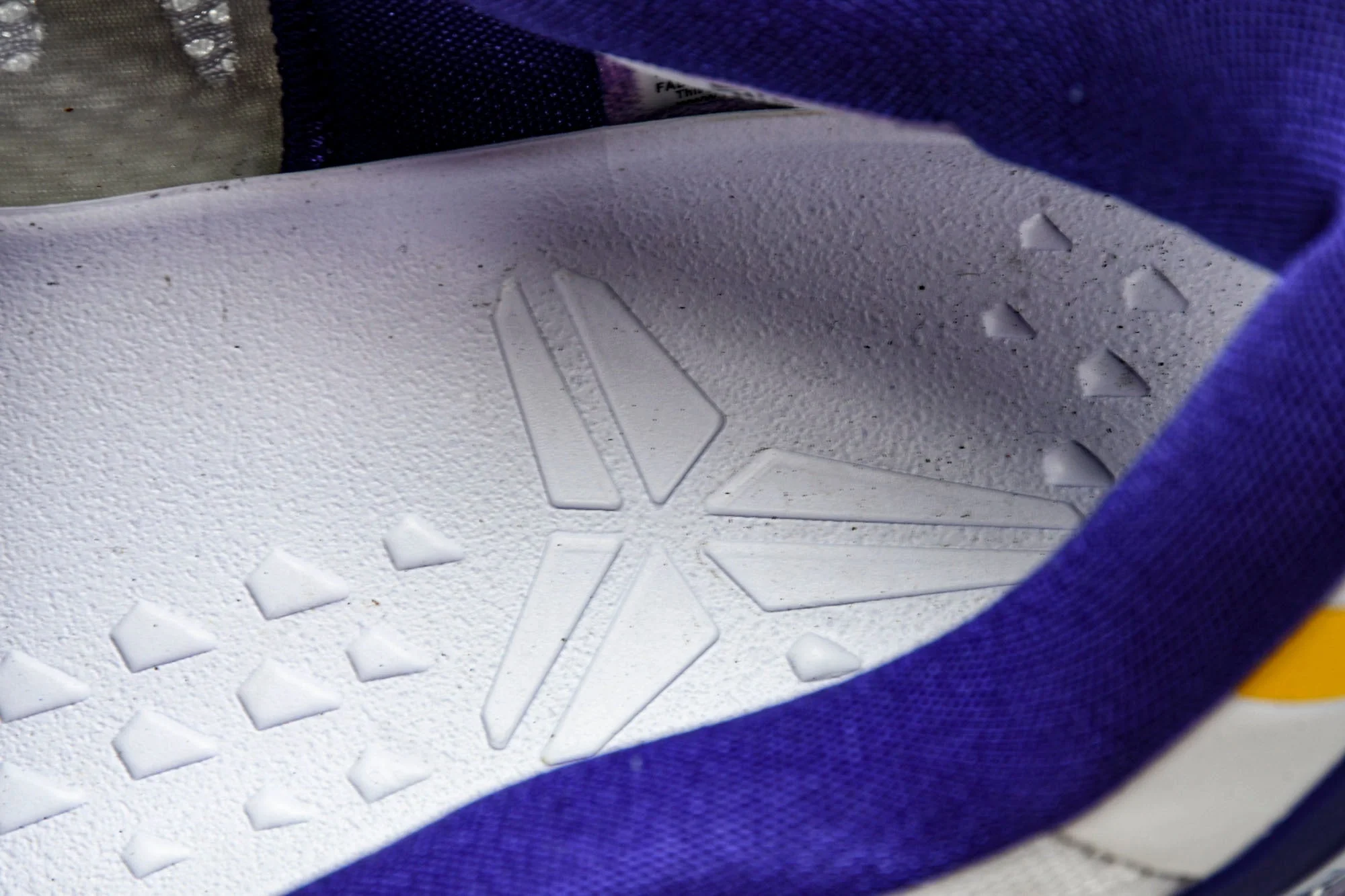 Kobe 8 Protro LSU PE