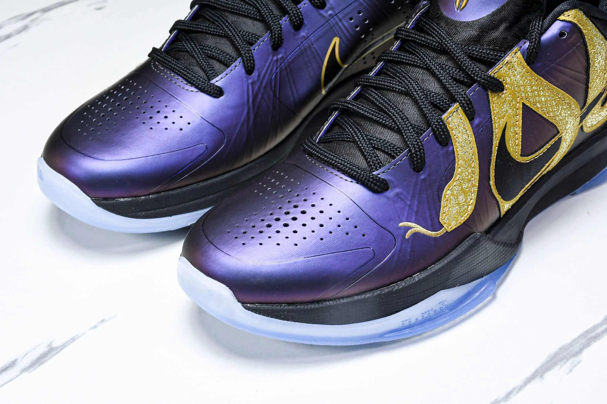 Kobe 5 Protro 'Year of the Mamba Eggplant'