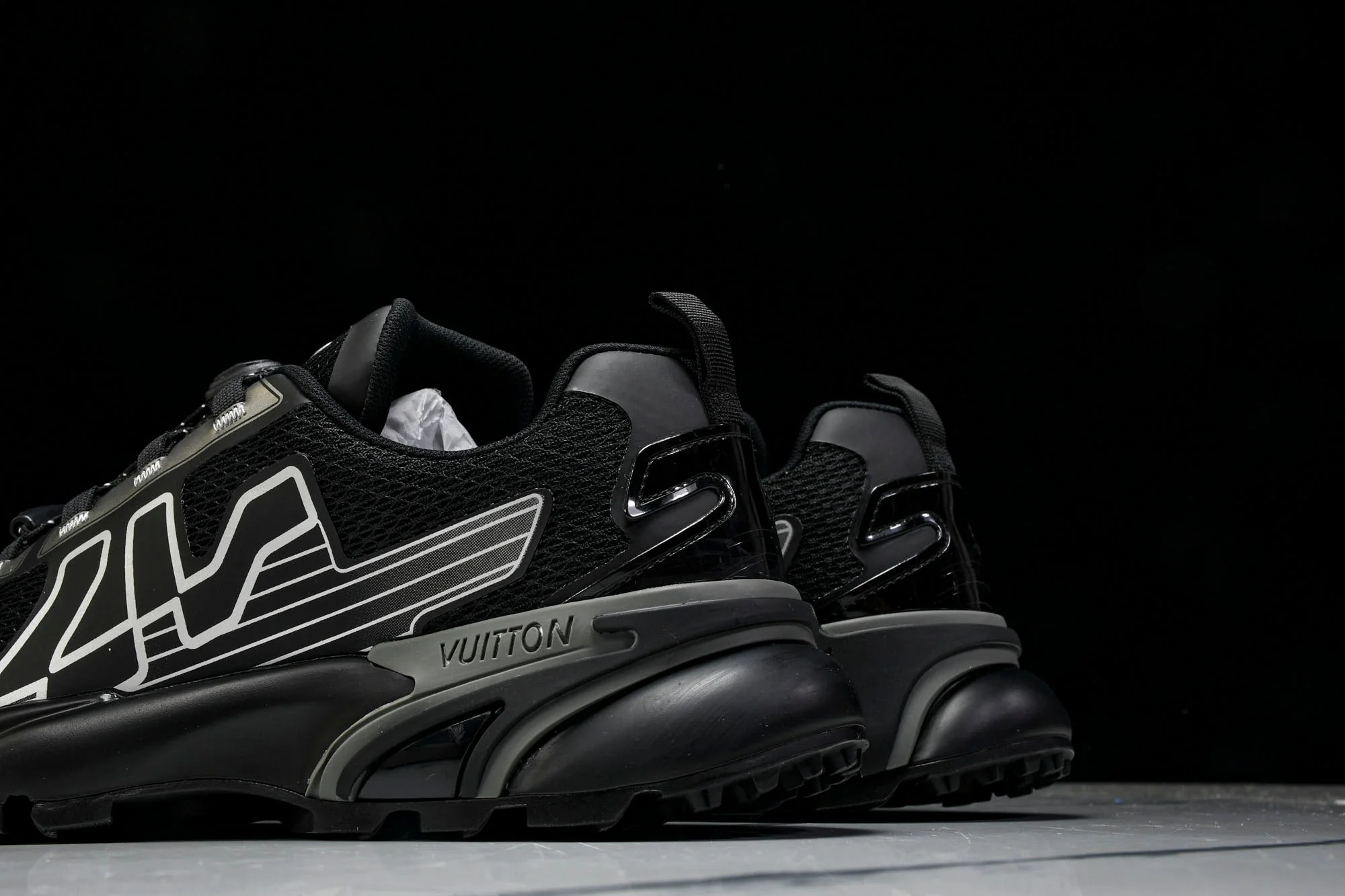 Louis Vuittоп Runner Tatic Sneaker 2.0 'Black'