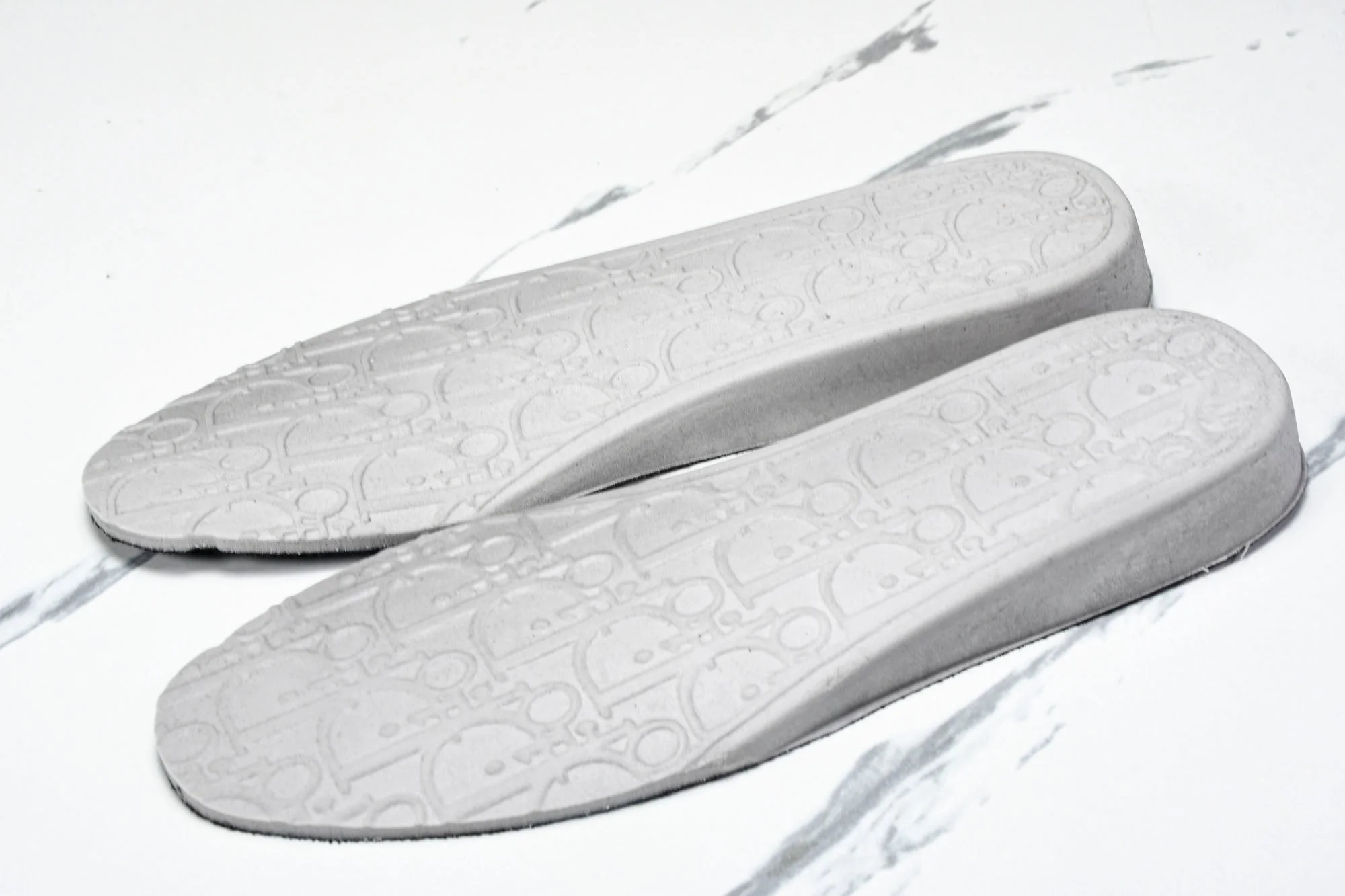 D1or x KAWS B33 Spin Sneaker 'Black'