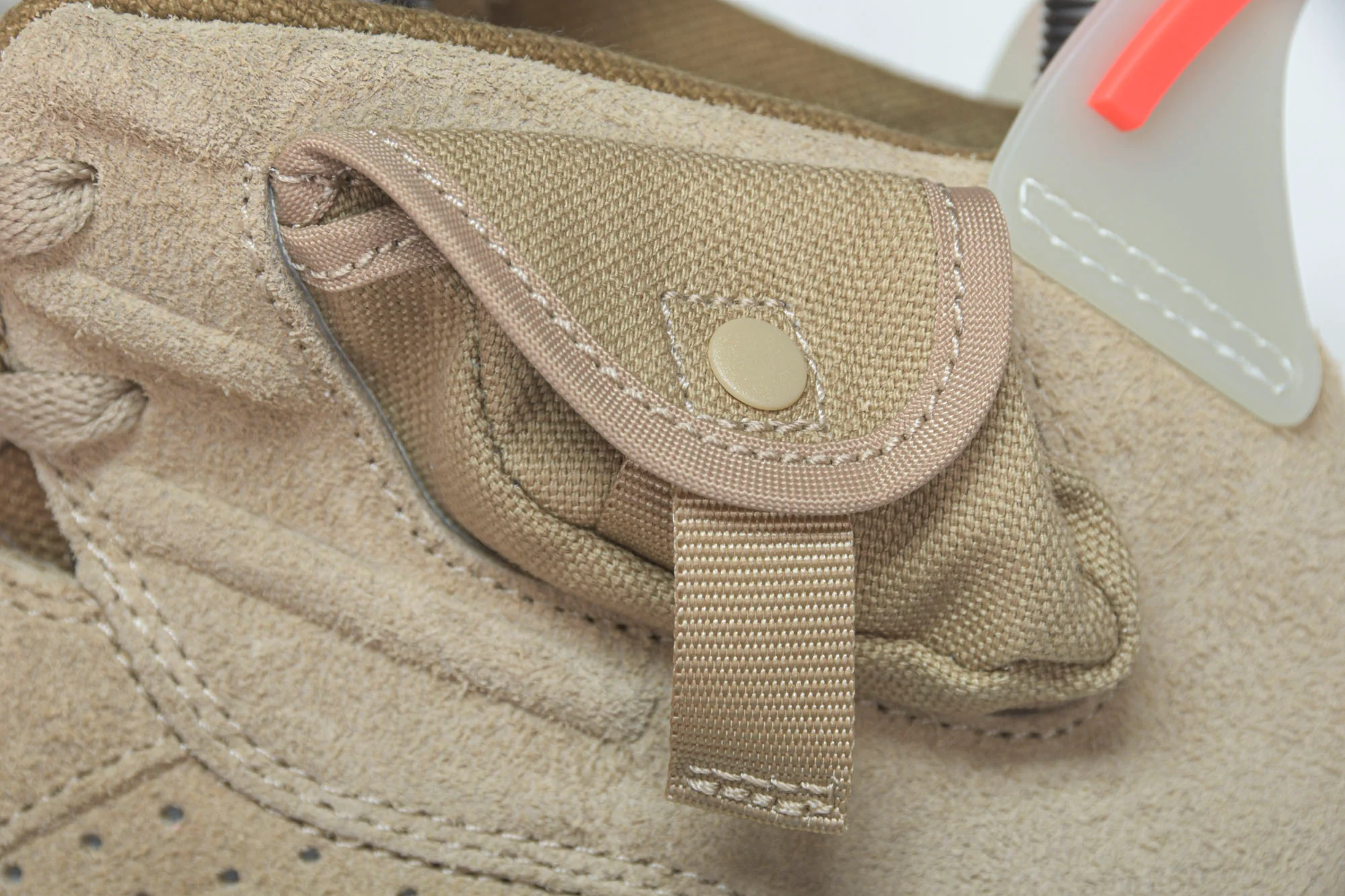 Travis Scott AJ6 Retro 'British Khaki'