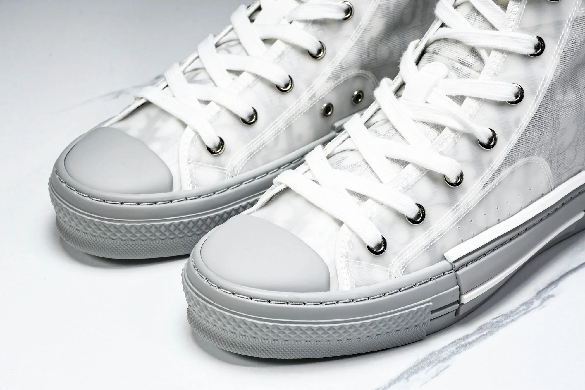 D1or B23 High 'Oblique Silver'