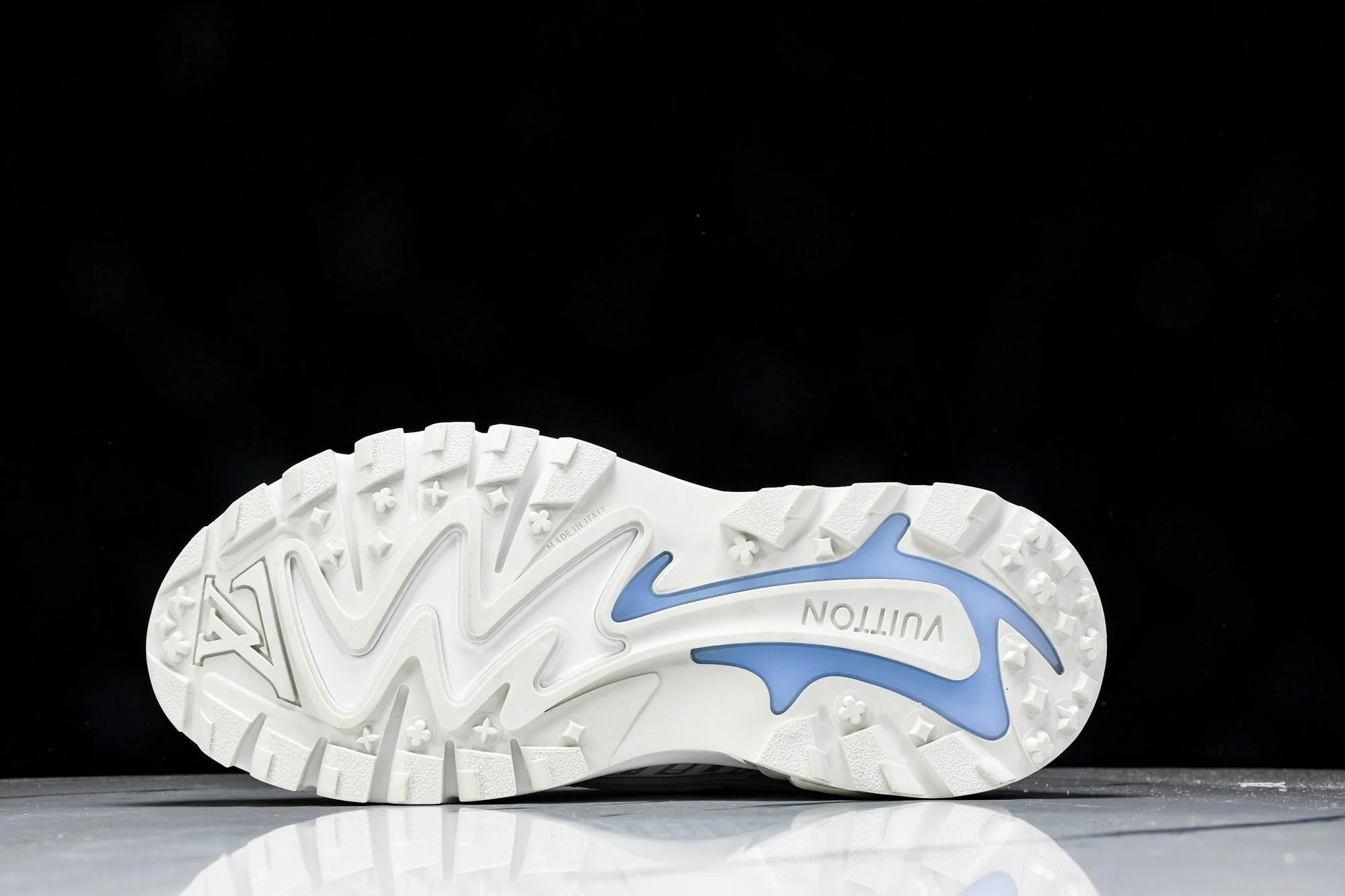 Louis Vuittоп Runner Tatic Sneaker 2.0 'White'