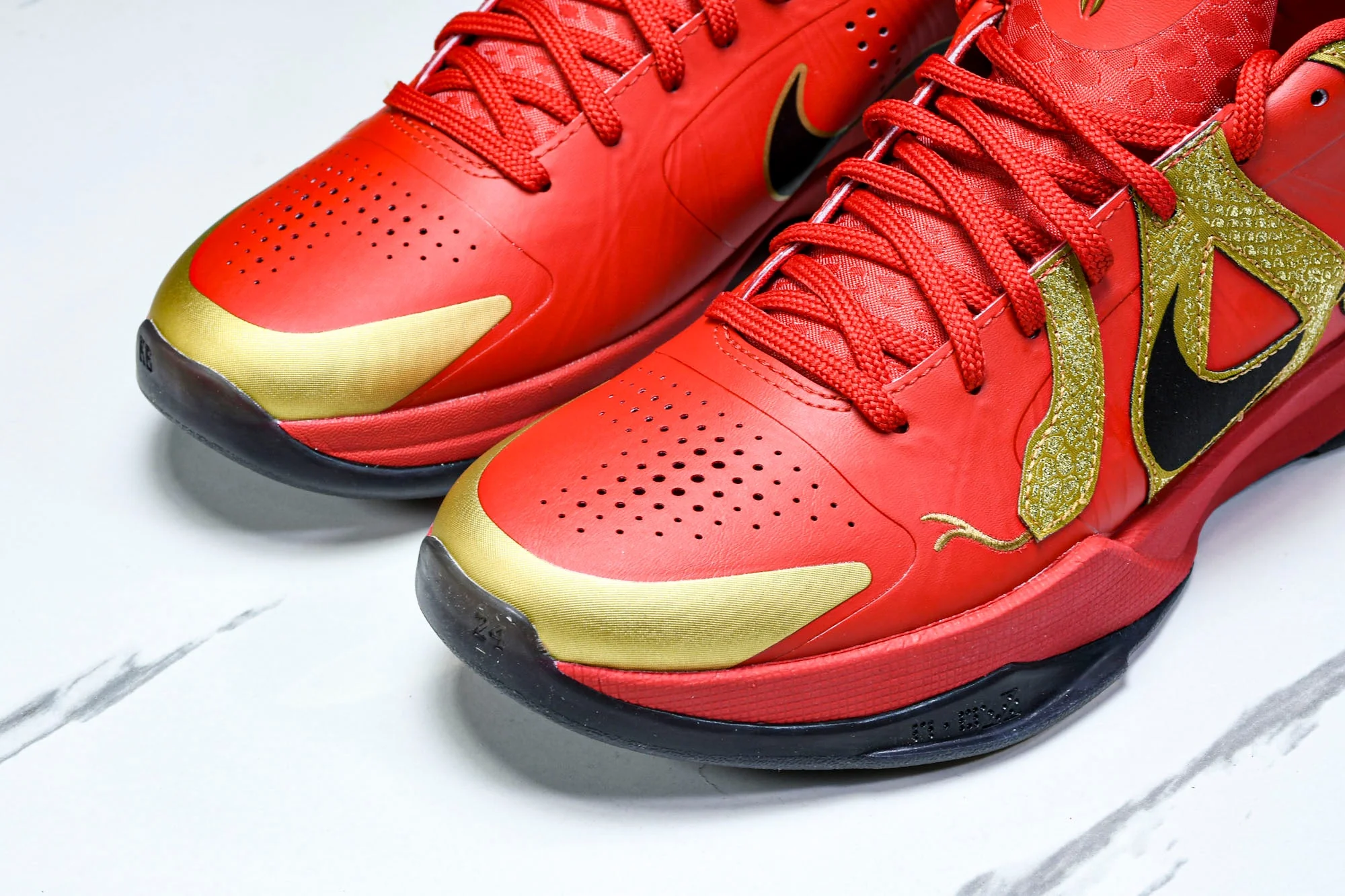 Kobe 5 Protro 'Year of the Mamba Univeristy Red'