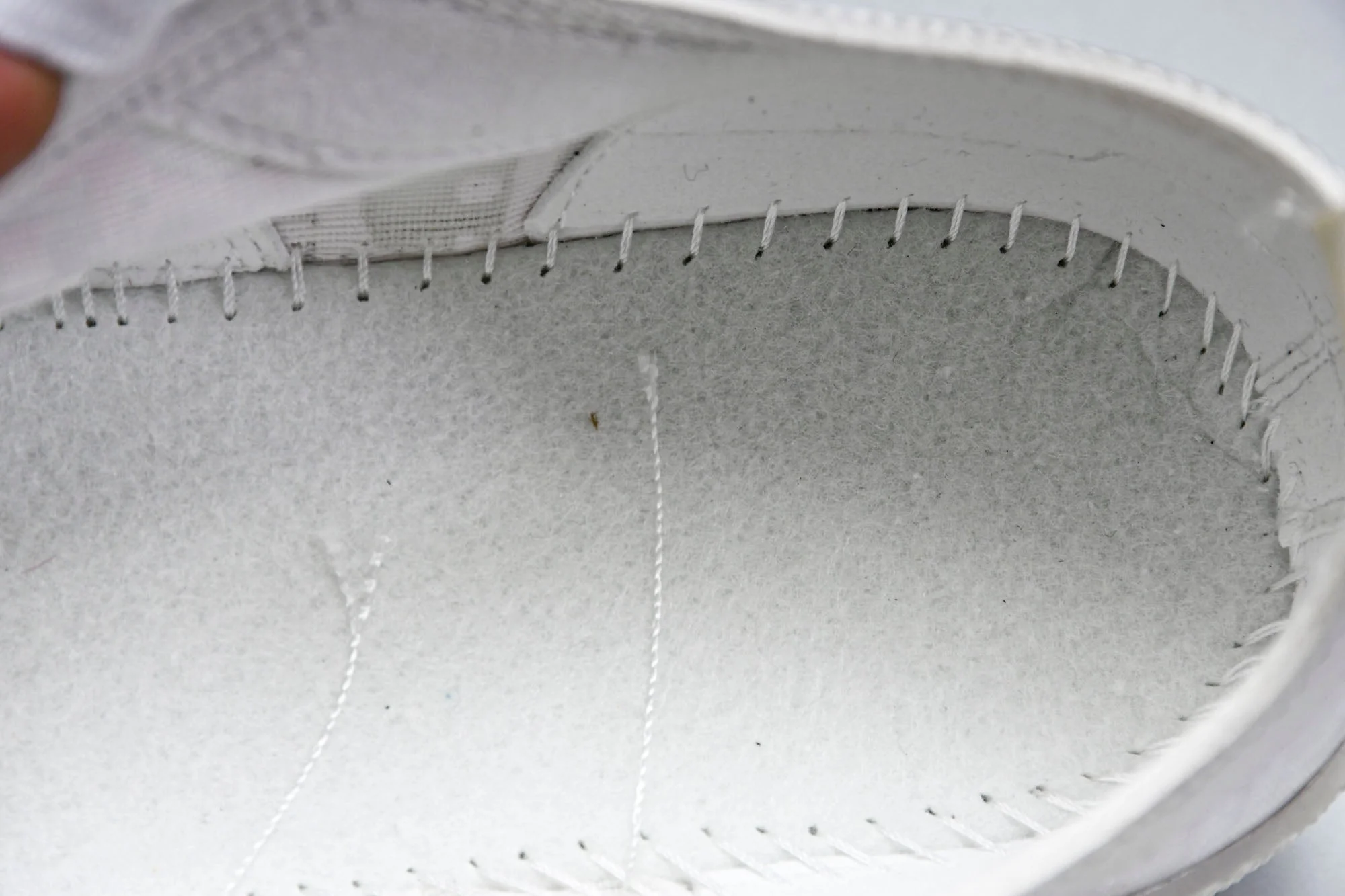 D1or B23 Low 'Oblique White'