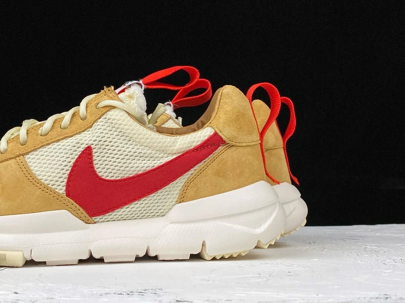 Tom Sachs x NkCrft 'Mars Yard' 2.0