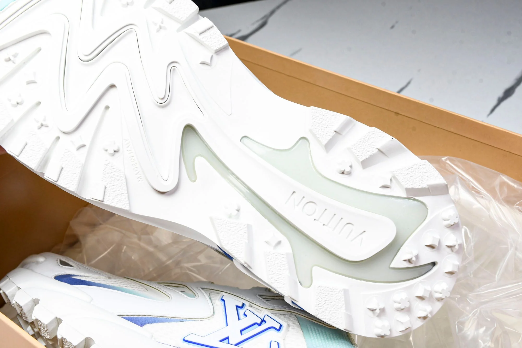 Louis Vuittоп Runner Tatic Sneaker 'White Blue'