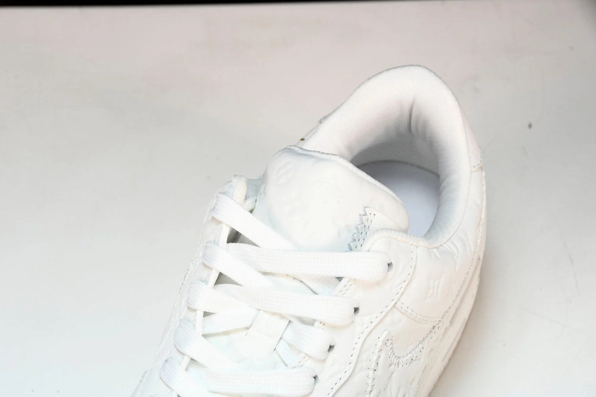 Louis Vuittоп x AF1 by Virgil Abloh 'Triple White'