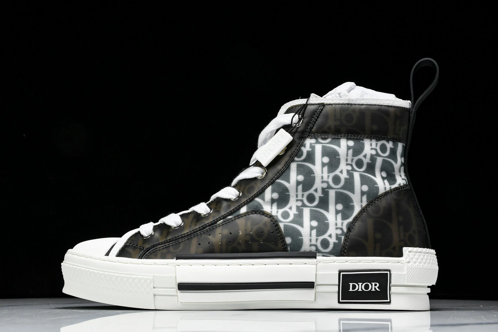 D1or B23 High 'Oblique Black White'