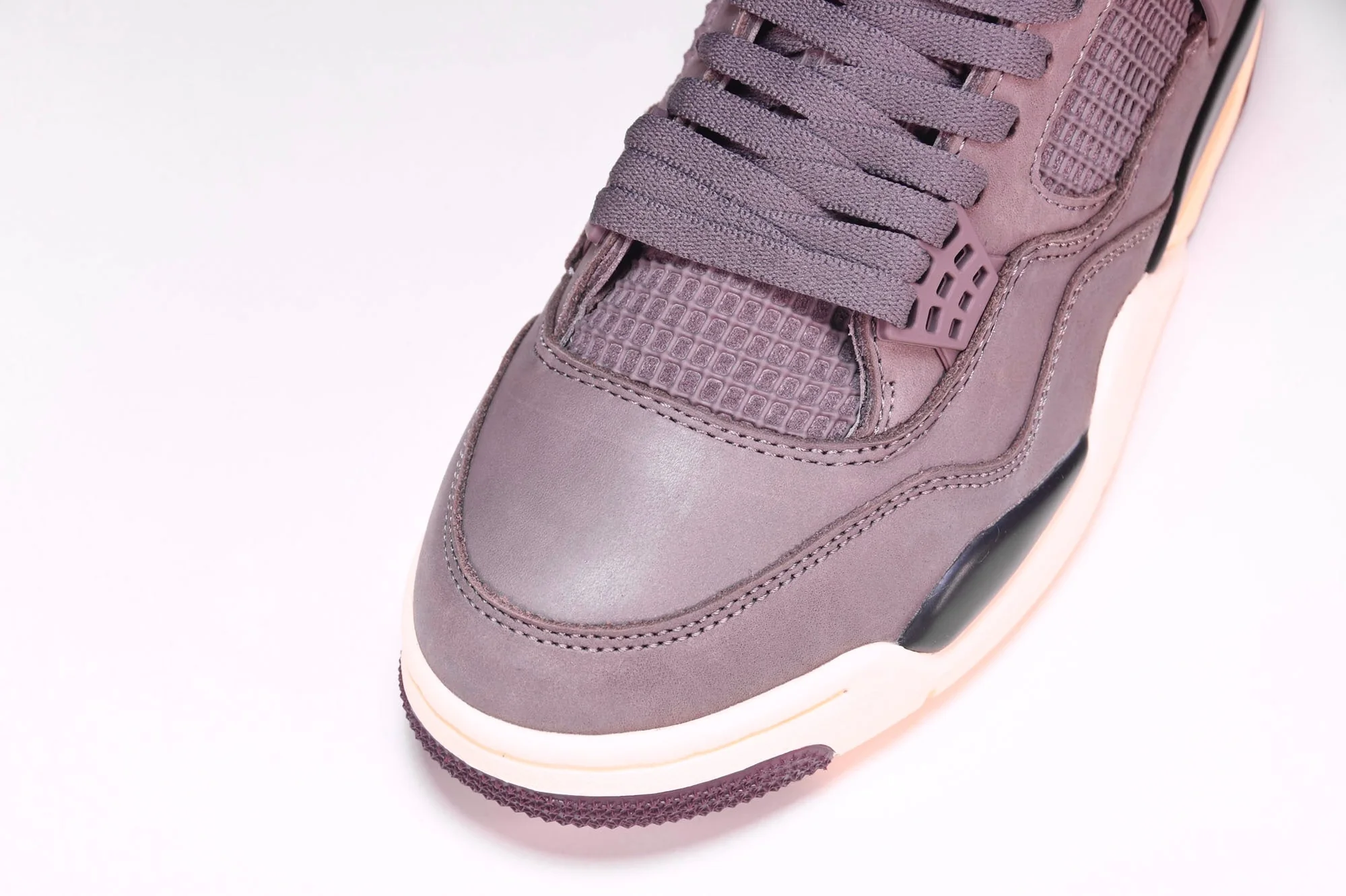 AJ4 Retro x A Ma Maniere 'Violet Ore'