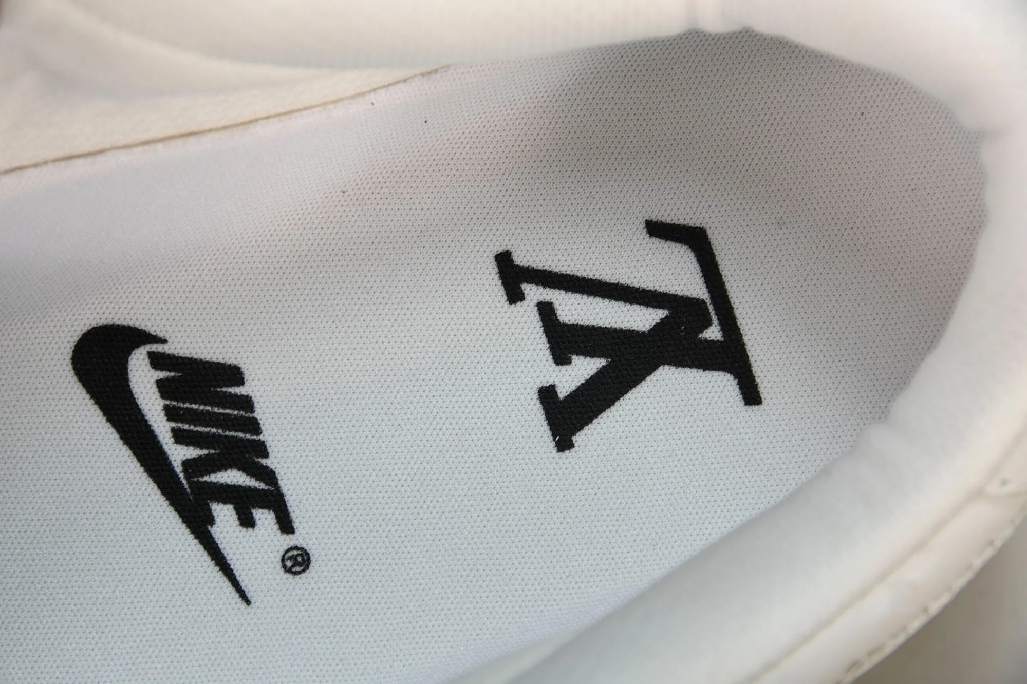 Louis Vuittоп x AF1 by Virgil Abloh 'Triple White'