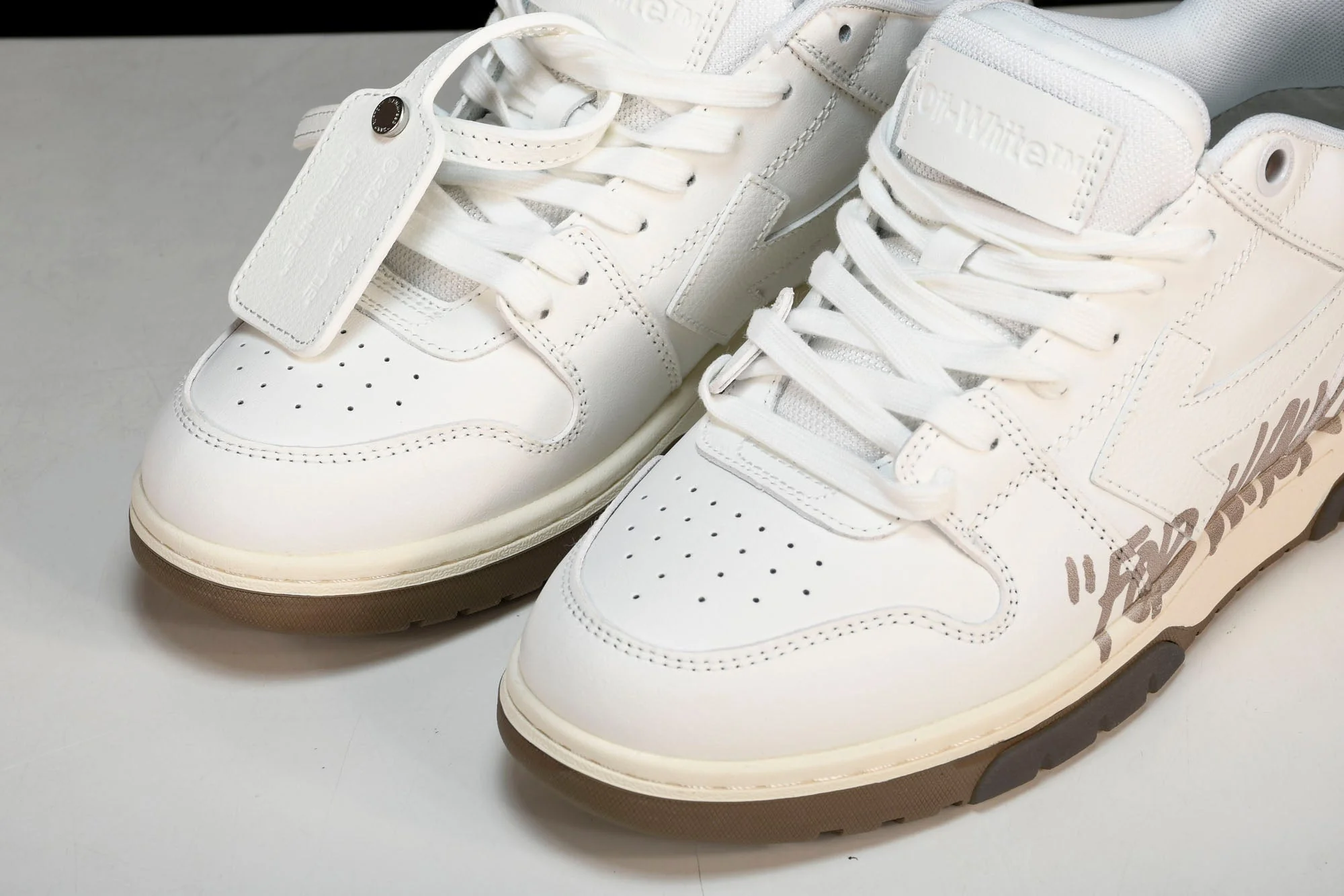 Off-White Out Of Office OOO Low Top 