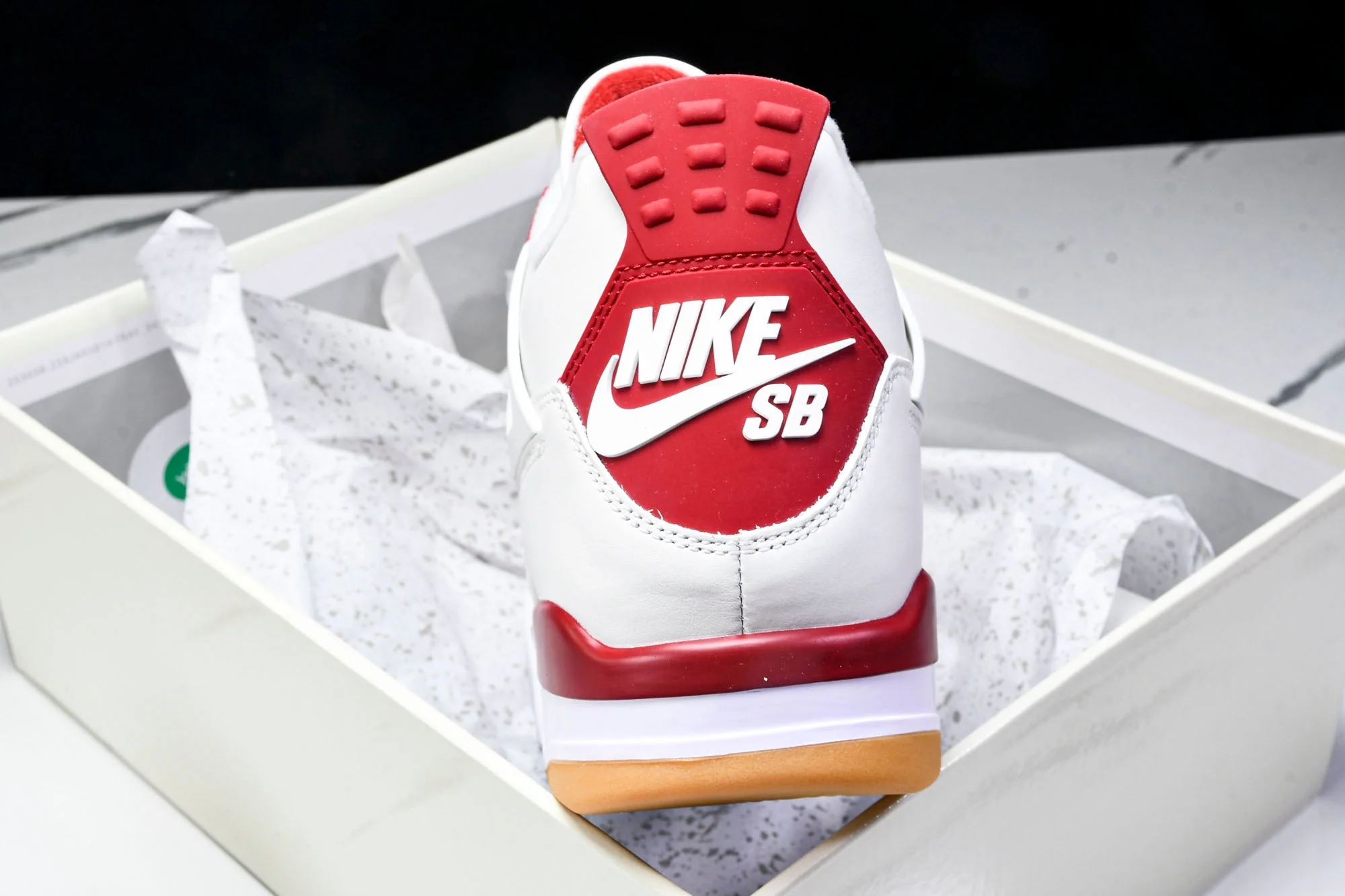 AJ4 Retro SB 'Varsity Red' (Friends & Family)