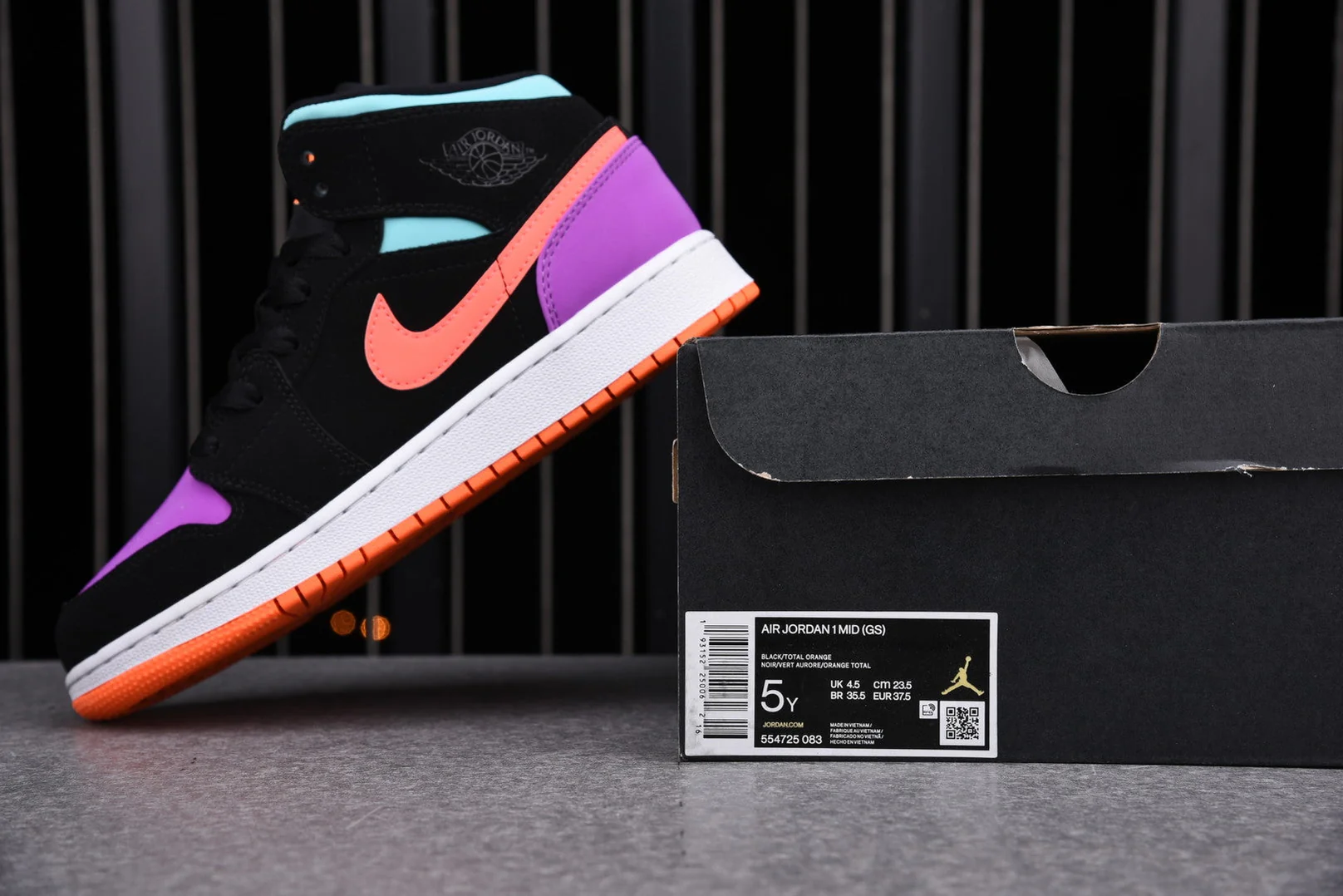 AJ1 Mid GS 'Candy'