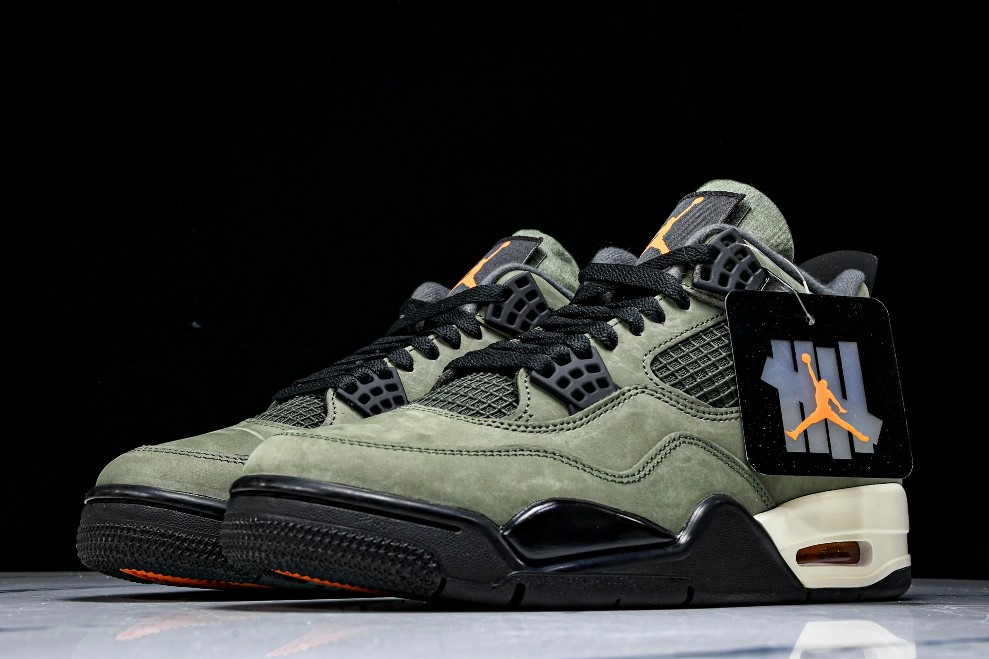 AJ4 Retro x Undefeated (2025 Version) 'UNDFTD'