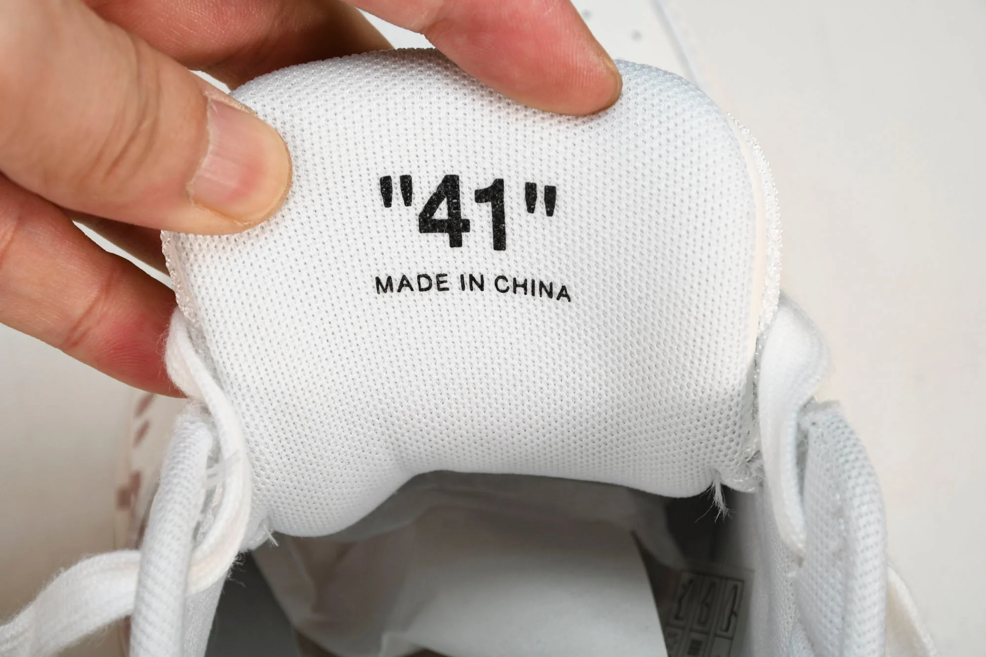 Off-White Out Of Office OOO Low Top 