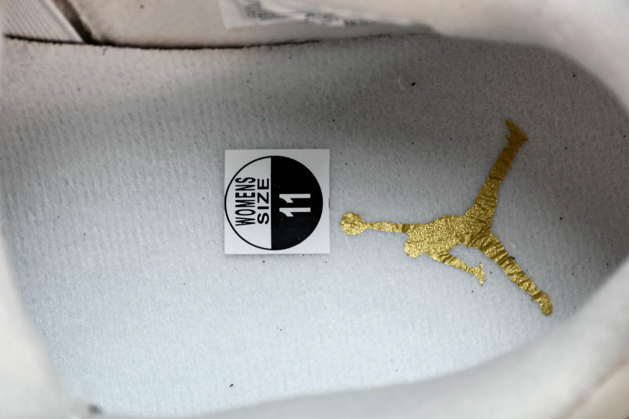 AJ4 Retro 'Metallic Gold'