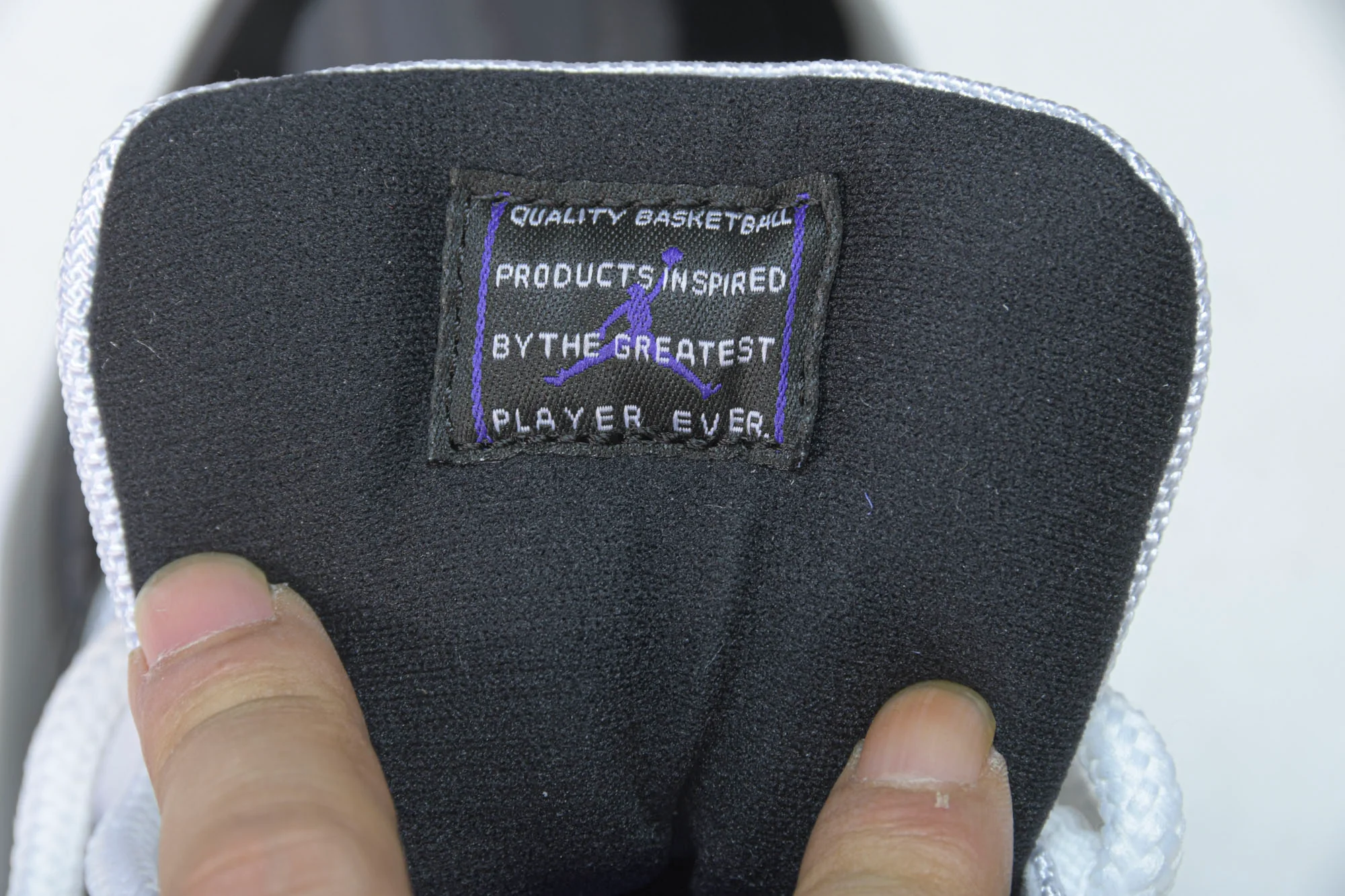 AJ11 Retro 'Concord'