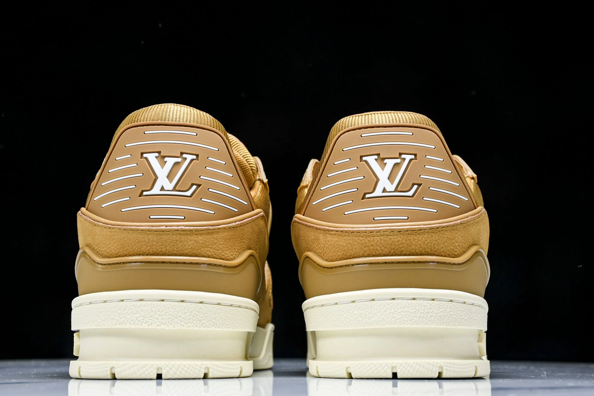 Louis Vuittоп Trainer Low 'Beige'