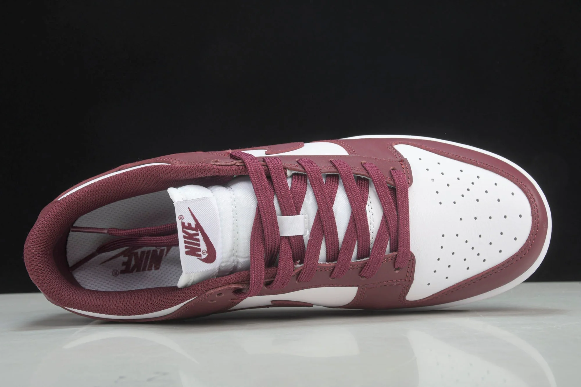 Dnk Low 'Dark Beetroot'