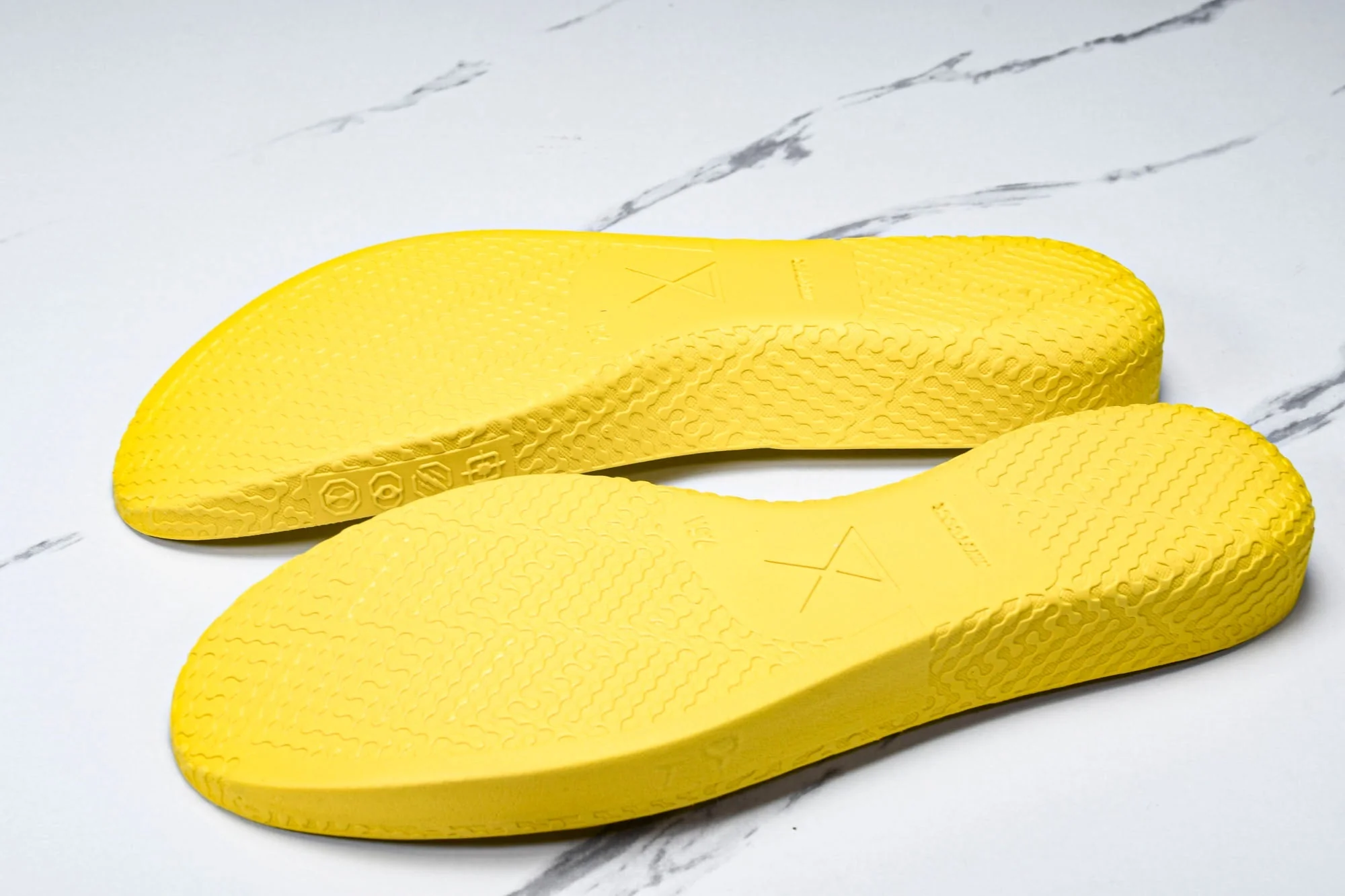 Kobe 8 XDR 'Black Yellow'